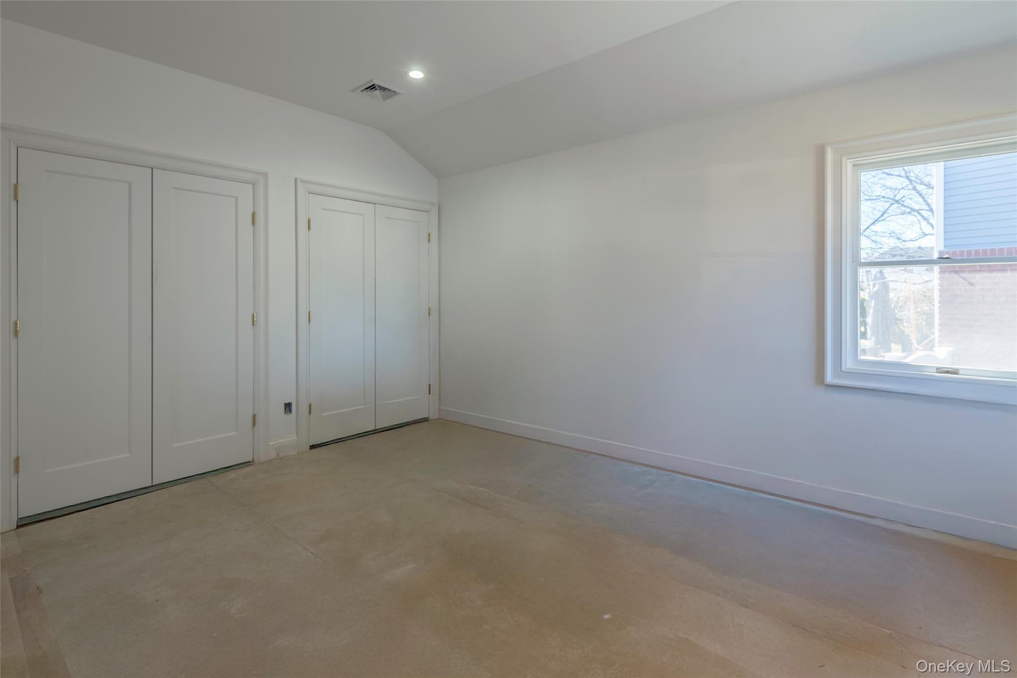 #19 photo, 1070 Maple Lane, 长岛 New Hyde Park , NY 11040