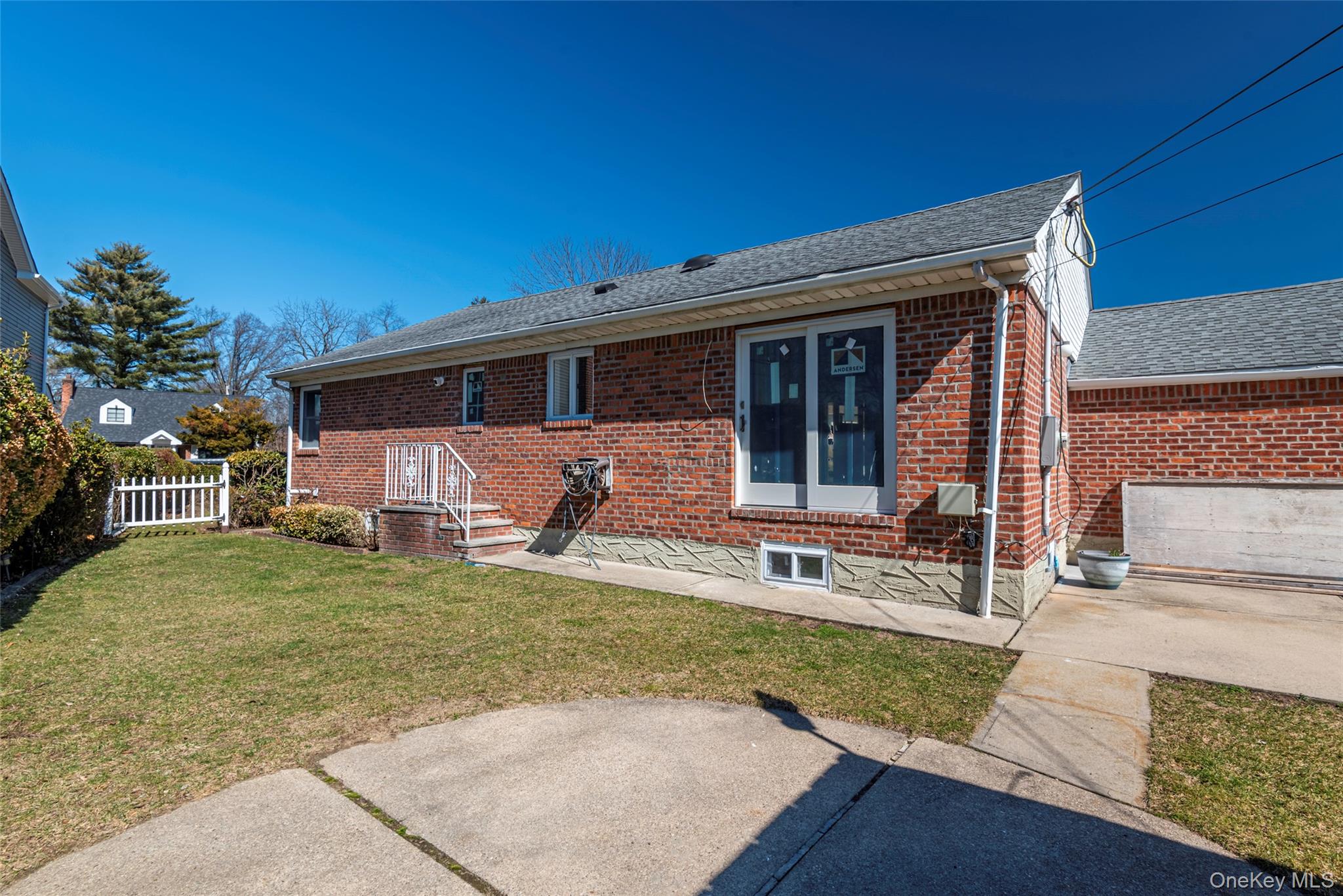 #6 photo, 1070 Maple Lane, 长岛 New Hyde Park , NY 11040