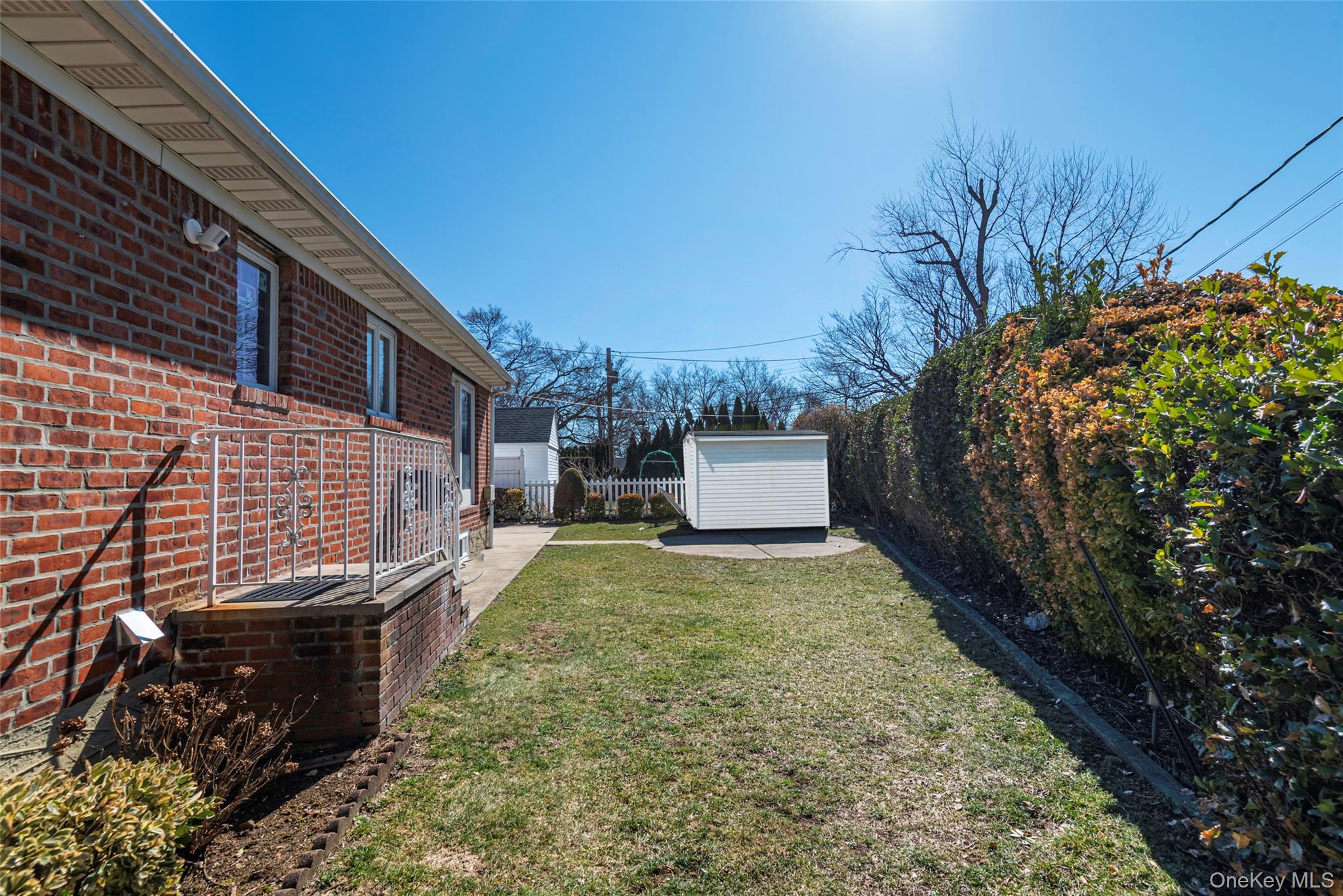 #7 photo, 1070 Maple Lane, 长岛 New Hyde Park , NY 11040