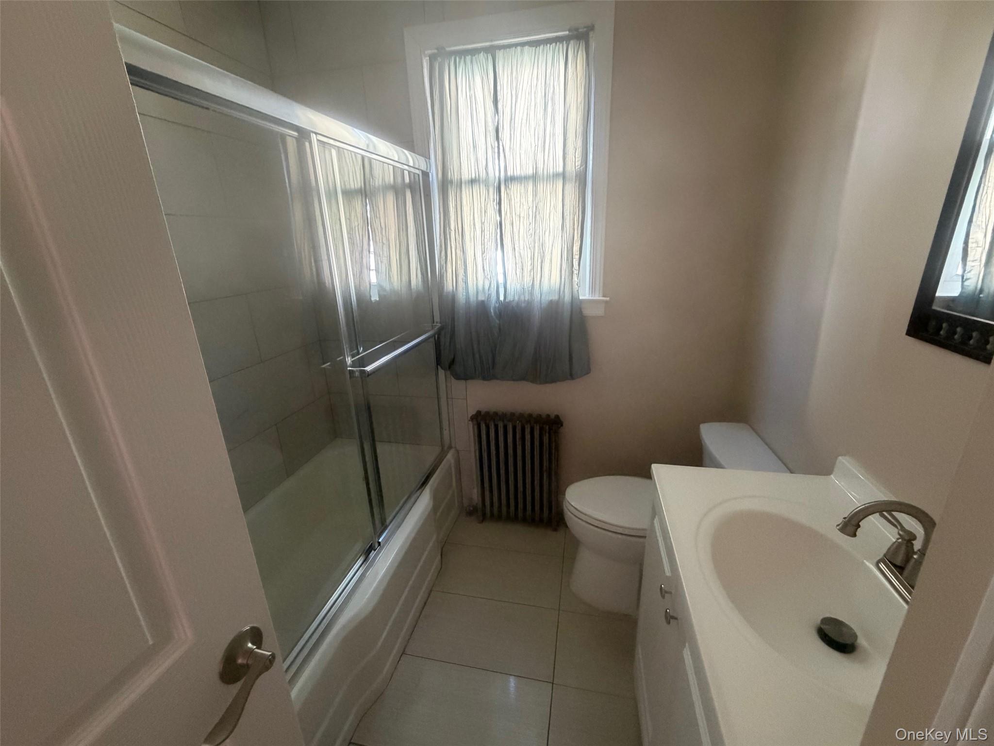 #5 photo, 73 Willoughby Avenue, Hicksville , NY 11801