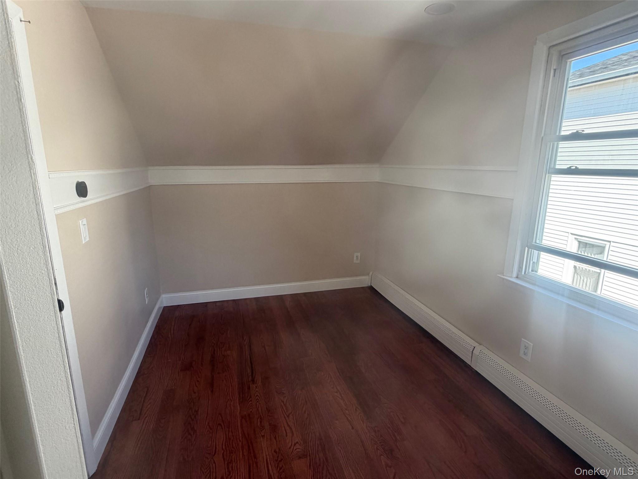 #7 photo, 73 Willoughby Avenue, Hicksville , NY 11801