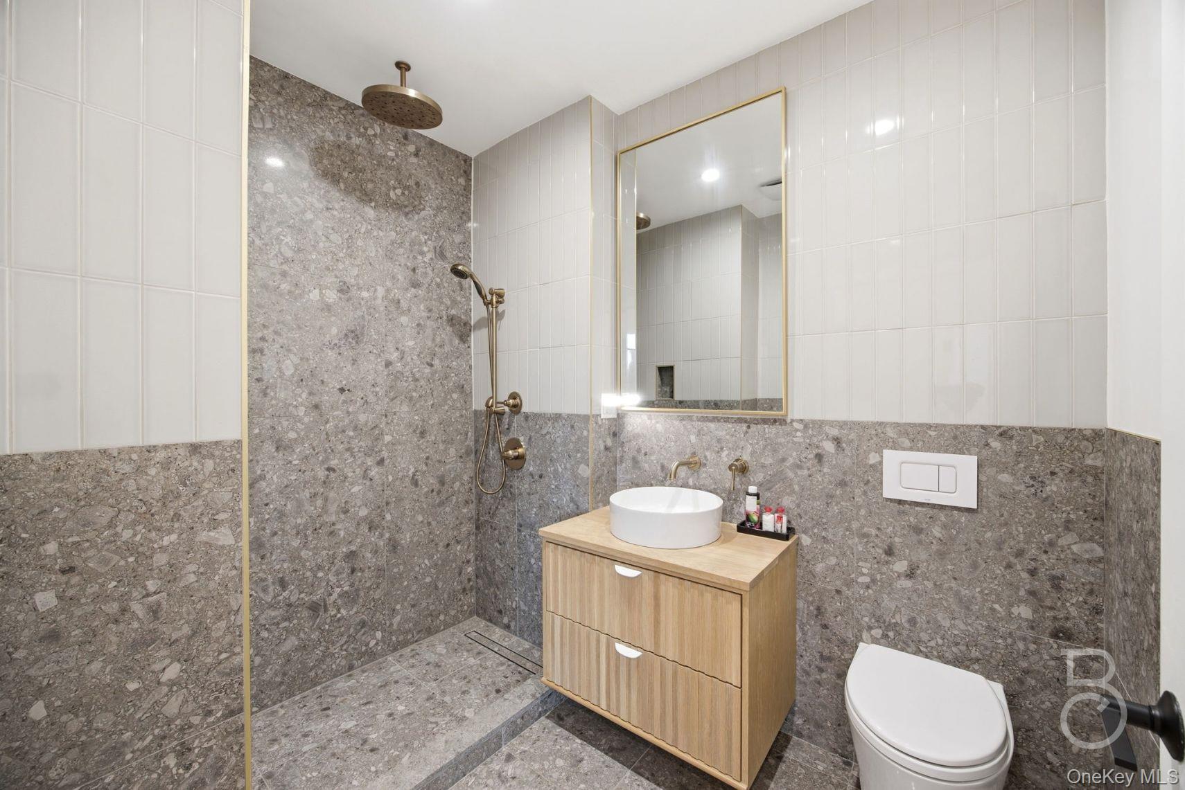 #16 photo, 20-48 Steinway Street, קווינס Astoria , NY 11105