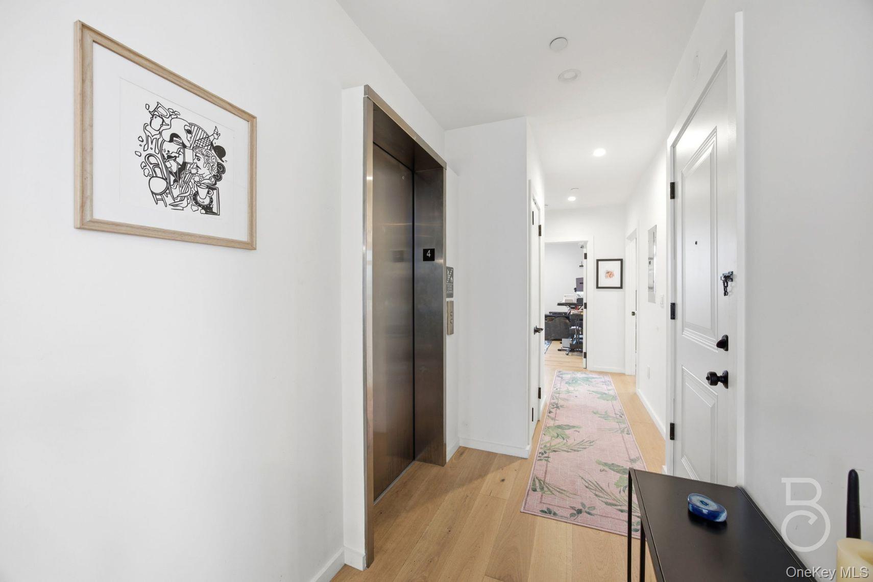 #17 photo, 20-48 Steinway Street, קווינס Astoria , NY 11105