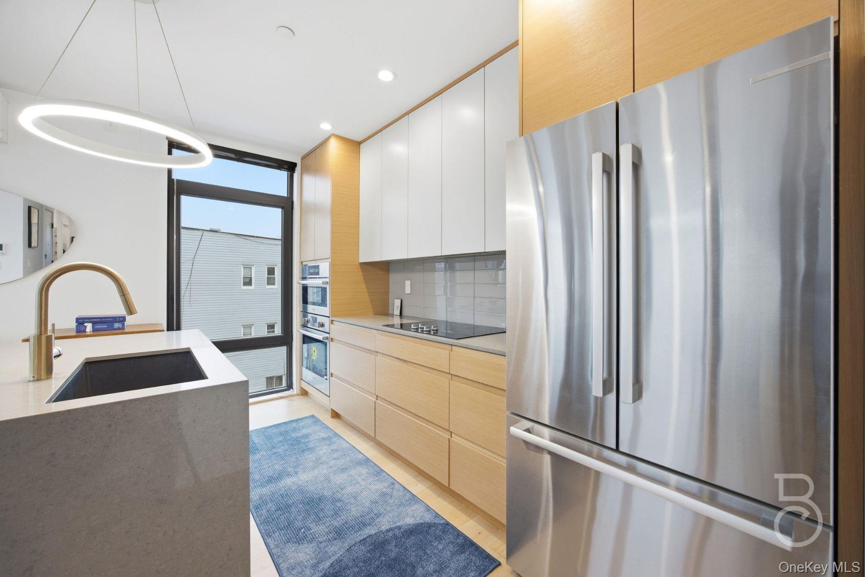 #5 photo, 20-48 Steinway Street, קווינס Astoria , NY 11105