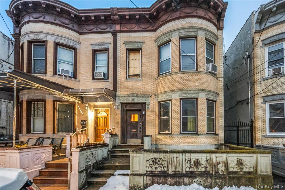 #1 photo, 94-20 86th Road, קווינס Woodhaven , NY 11421