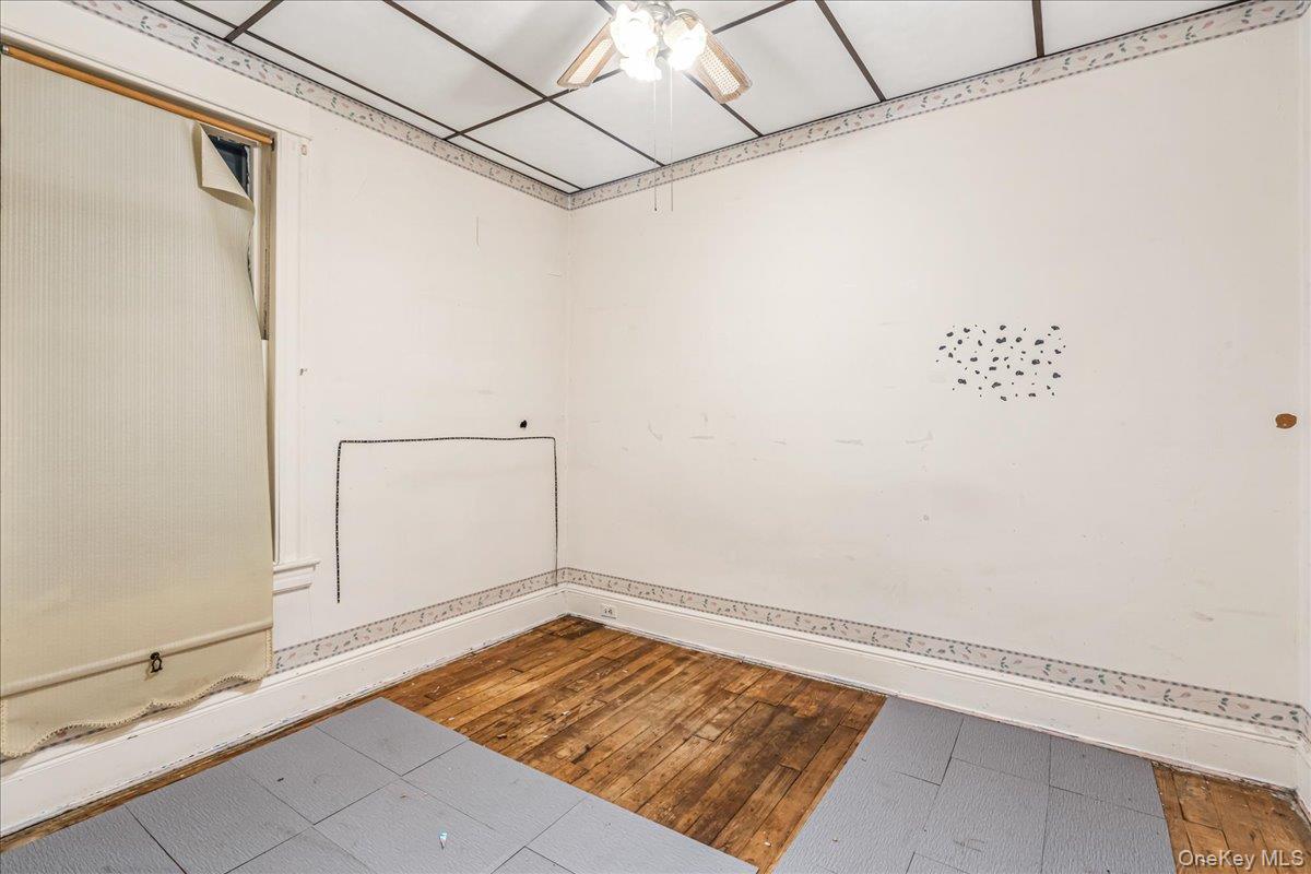 #16 photo, 94-20 86th Road, קווינס Woodhaven , NY 11421