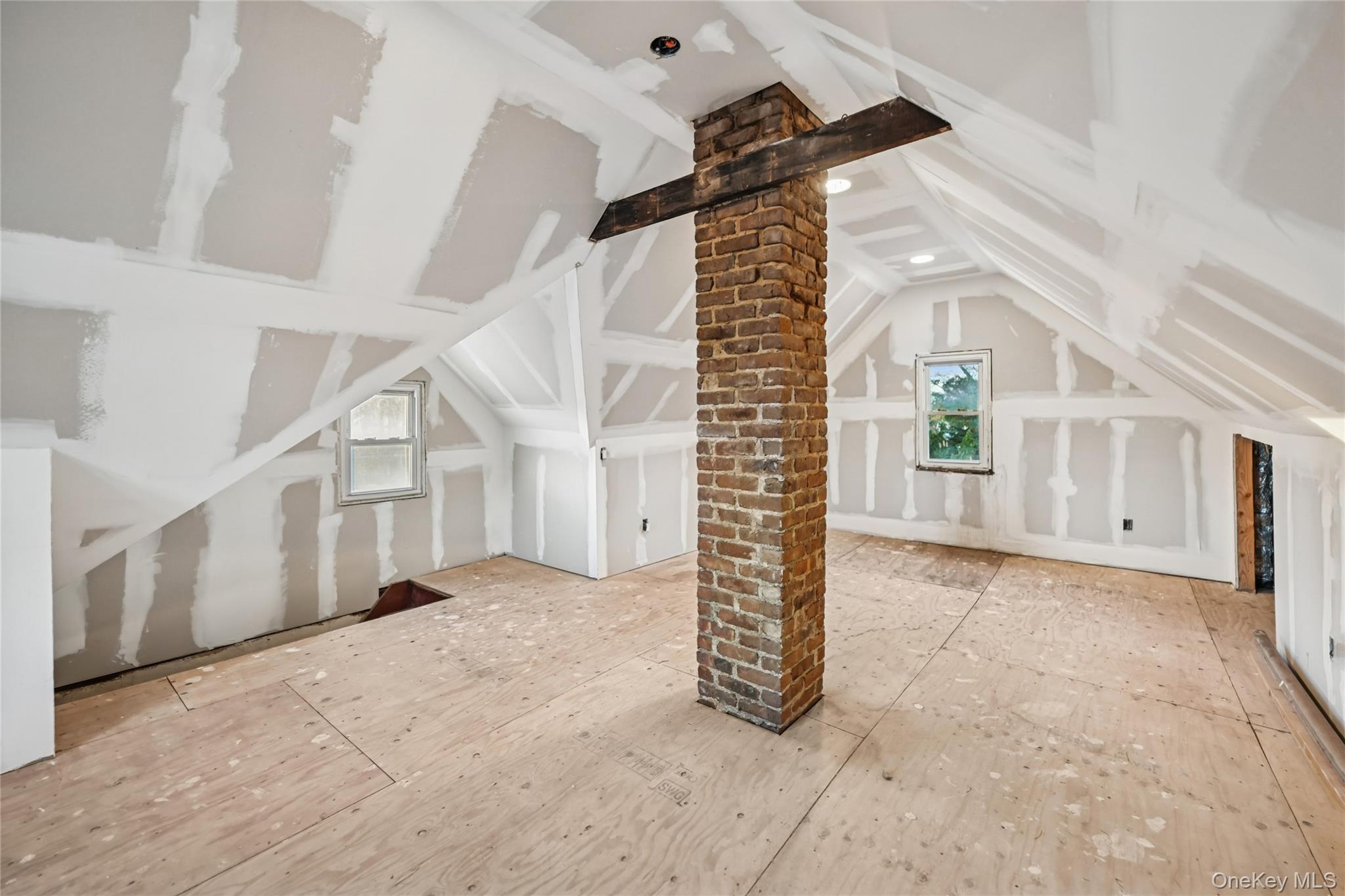 #7 photo, 103 Smith Street, מחוז נסאו Lynbrook , NY 11563