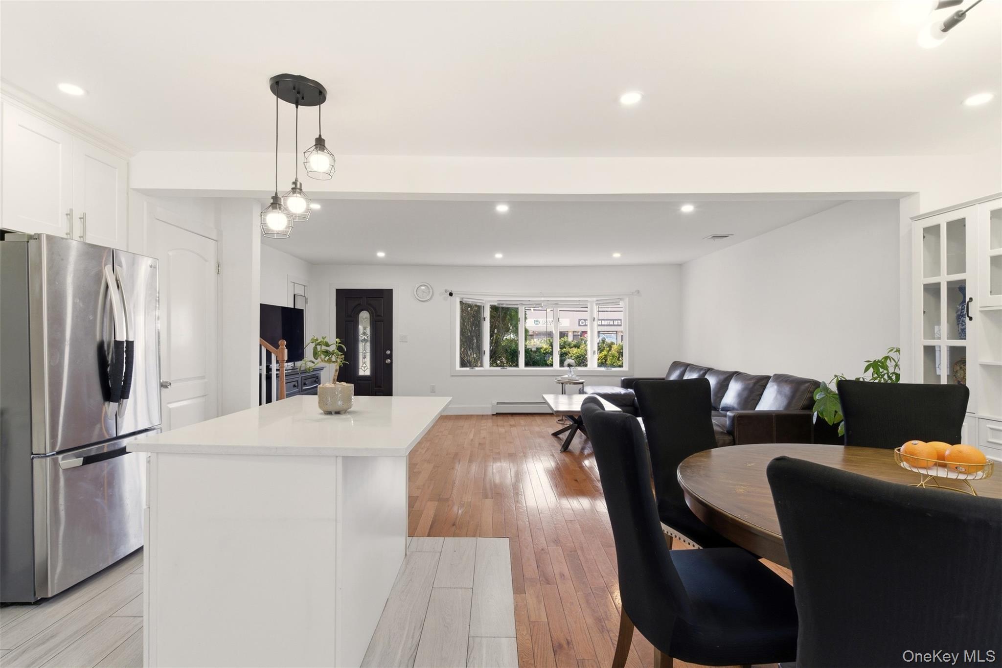 #12 photo, 557 Woodbury Road, Plainview , NY 11803