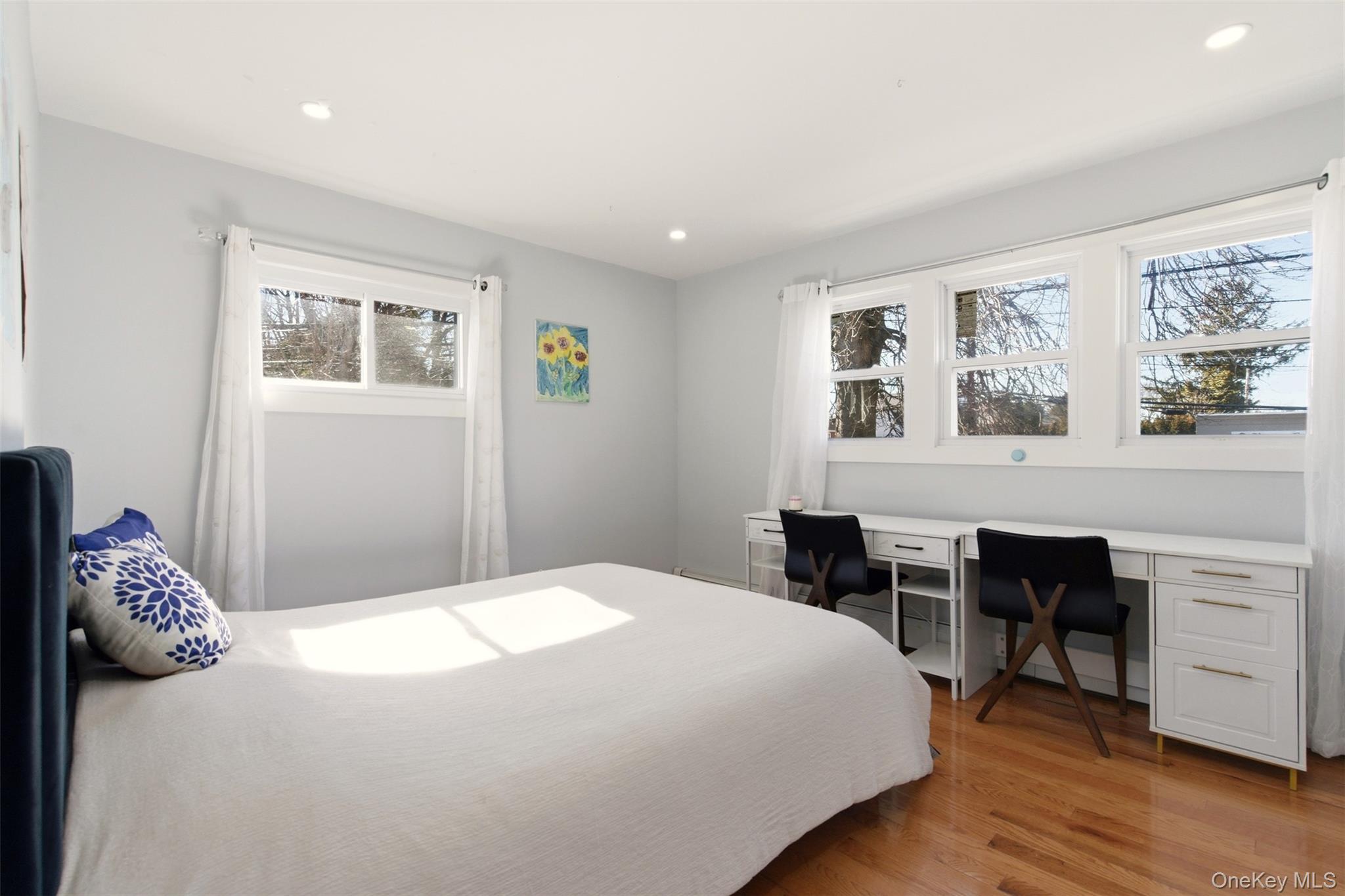 #14 photo, 557 Woodbury Road, Plainview , NY 11803