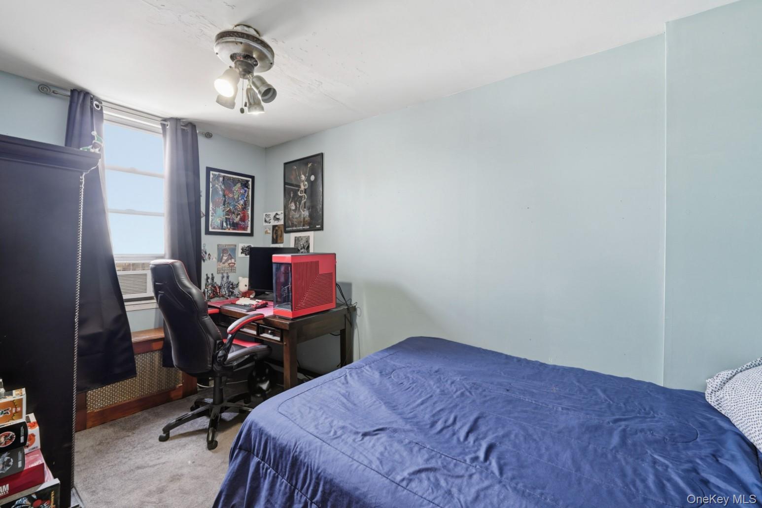 #12 photo, 7019 71st Street, קווינס Glendale , NY 11385