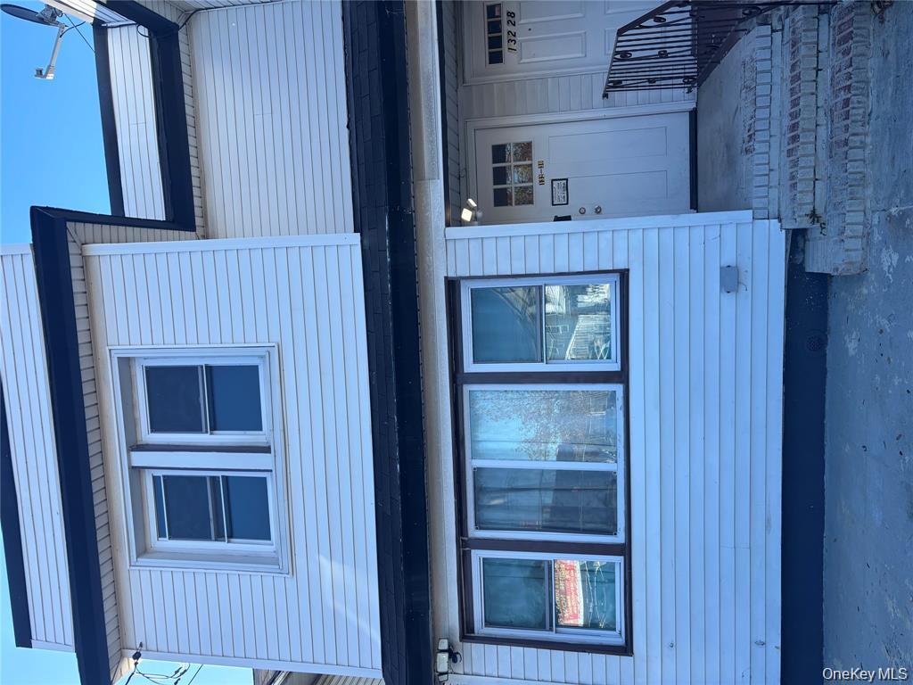 #1 photo, 13228 Crossbay Boulevard, 뉴욕퀸즈 Ozone Park , NY 11417