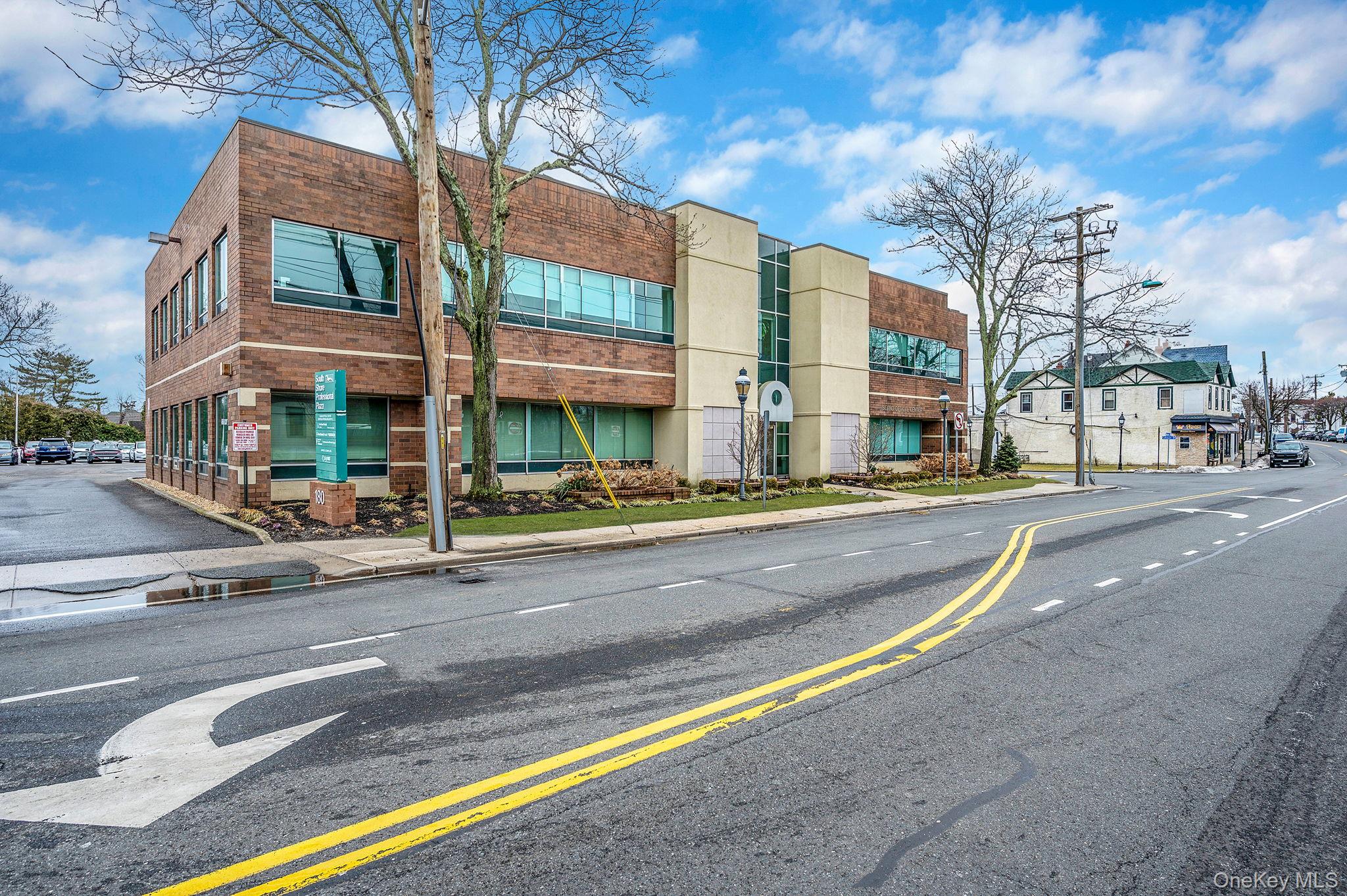 #2 photo, 180 E Montauk Highway, Bay Shore , NY 11706