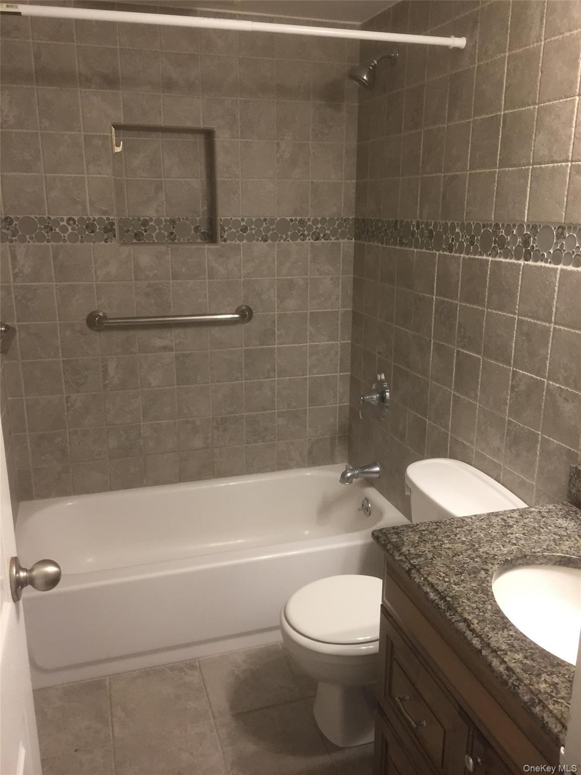 #10 photo, 103 Birchwood Road, 東長島 Medford , NY 11763