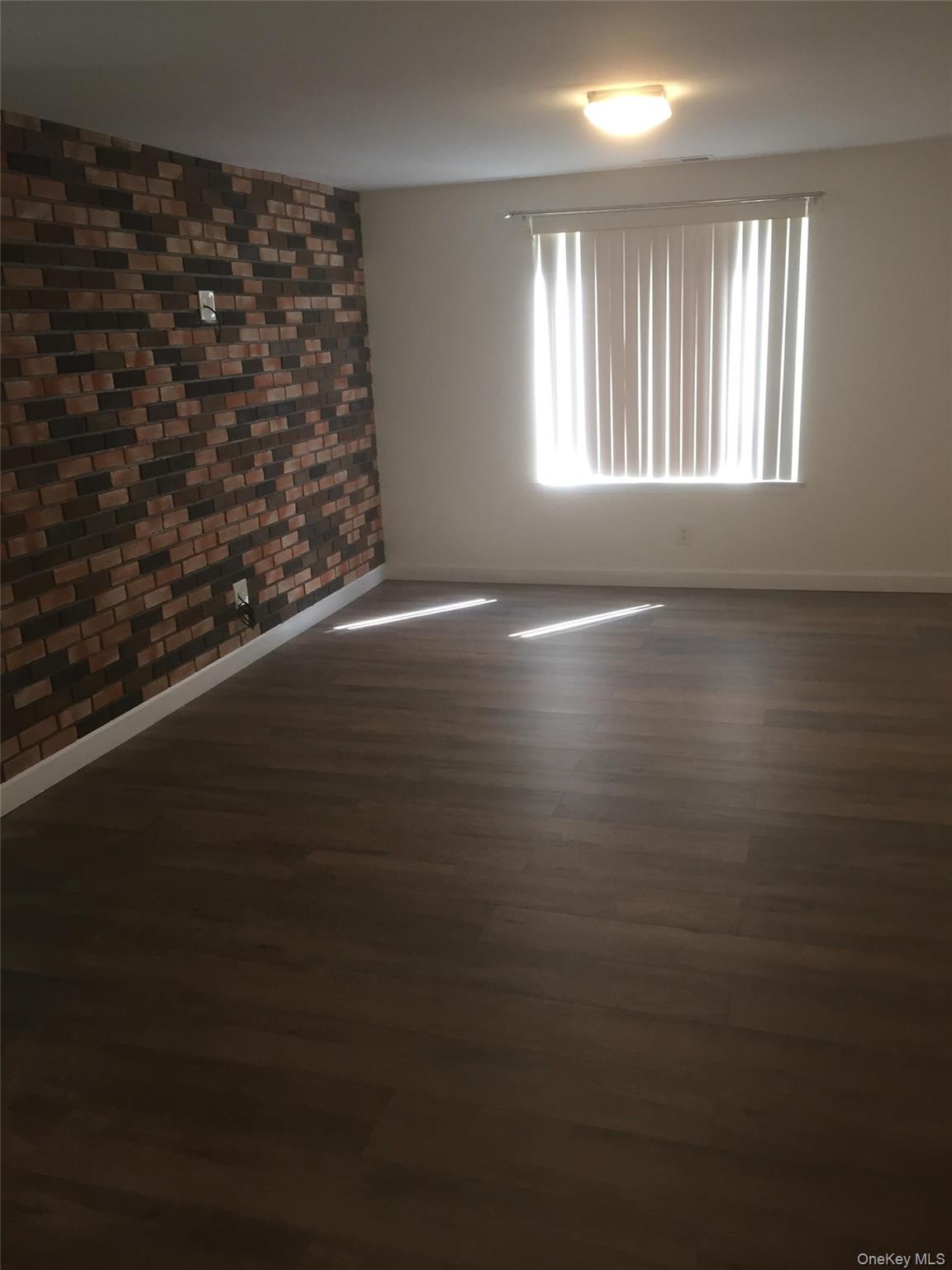 #6 photo, 103 Birchwood Road, 東長島 Medford , NY 11763