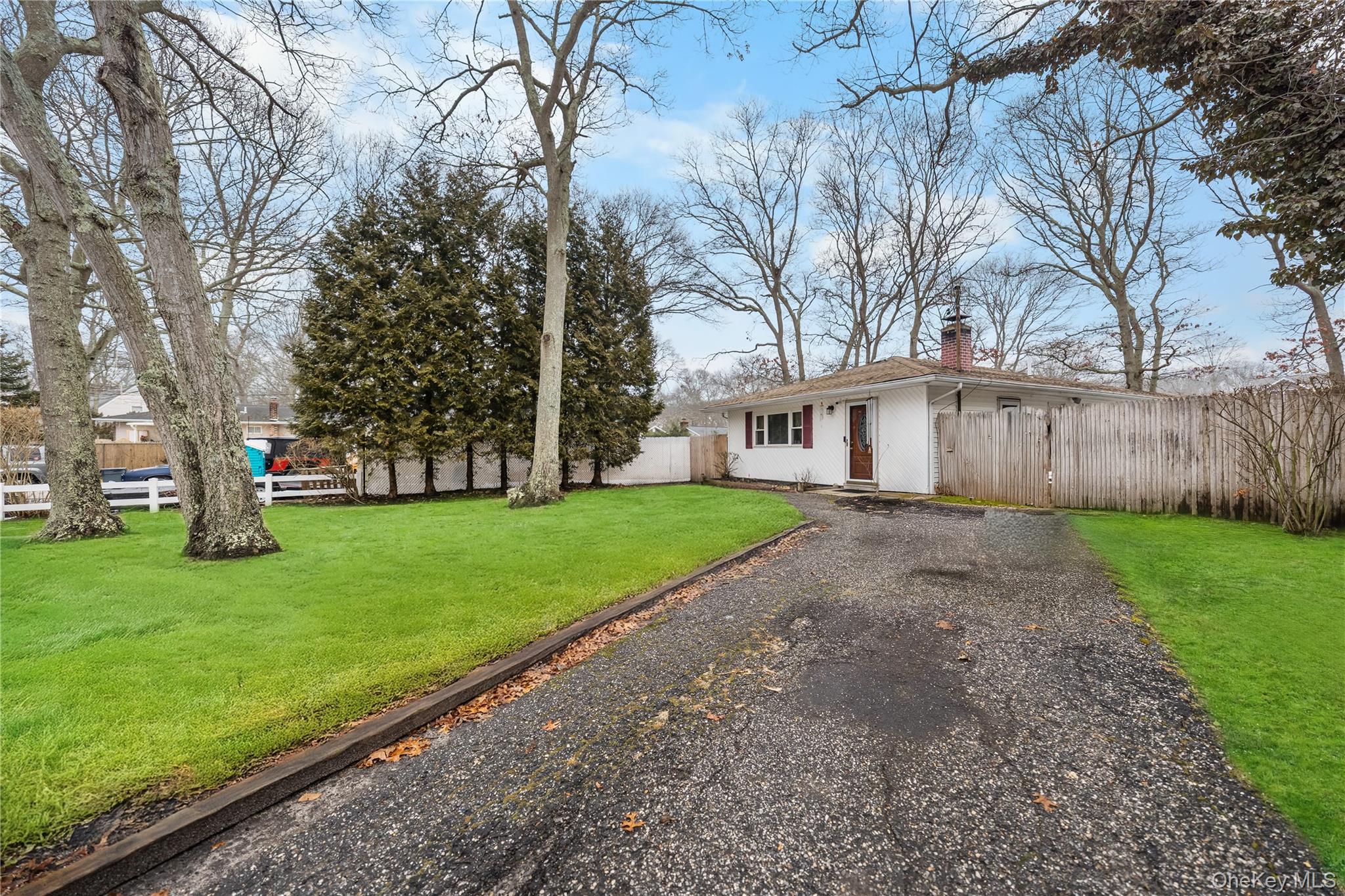 #1 photo, 25 Woodcut Drive, Mastic Beach , NY 11951