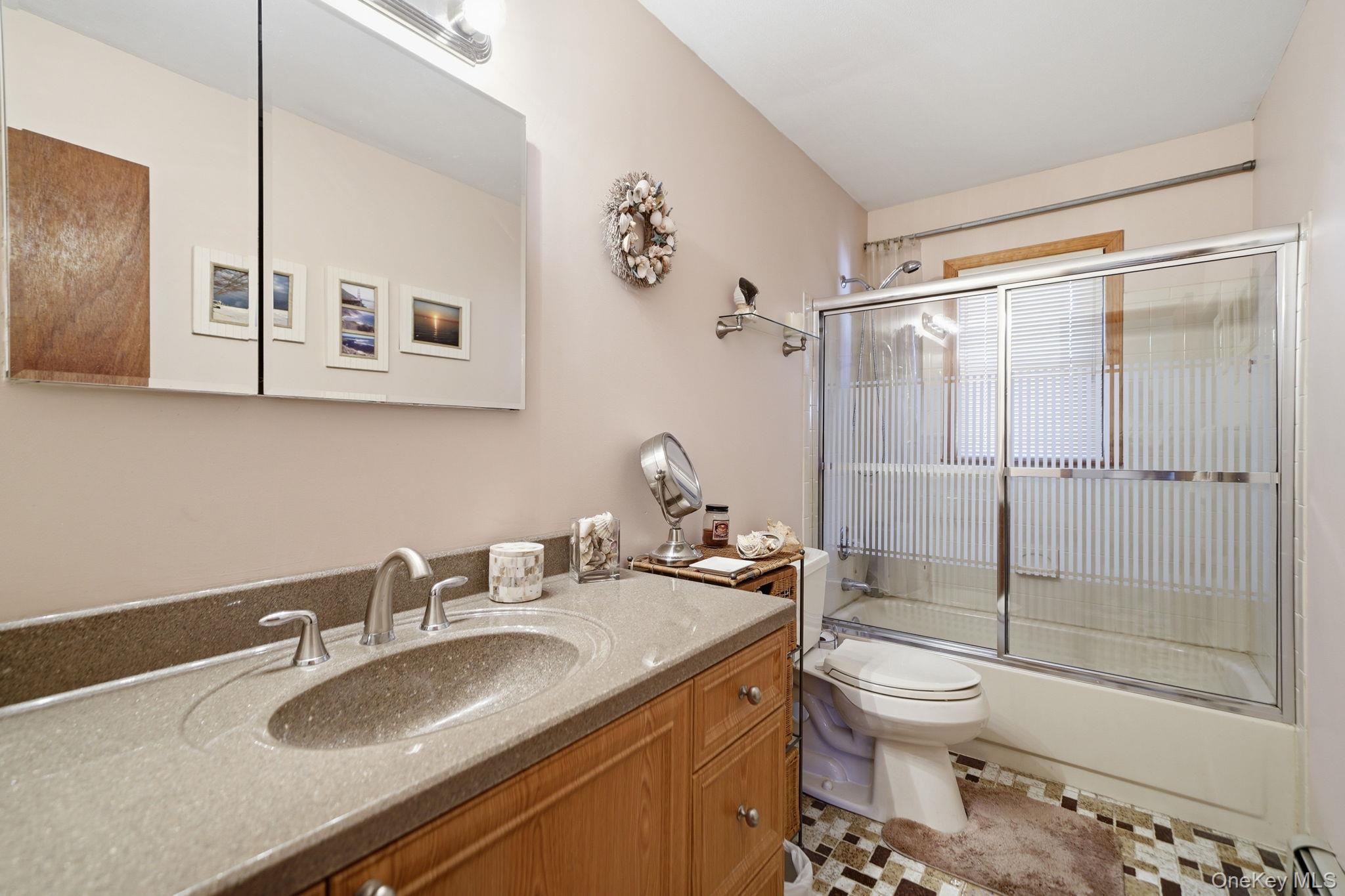 #14 photo, 300 Tyler Avenue, Miller Place , NY 11764