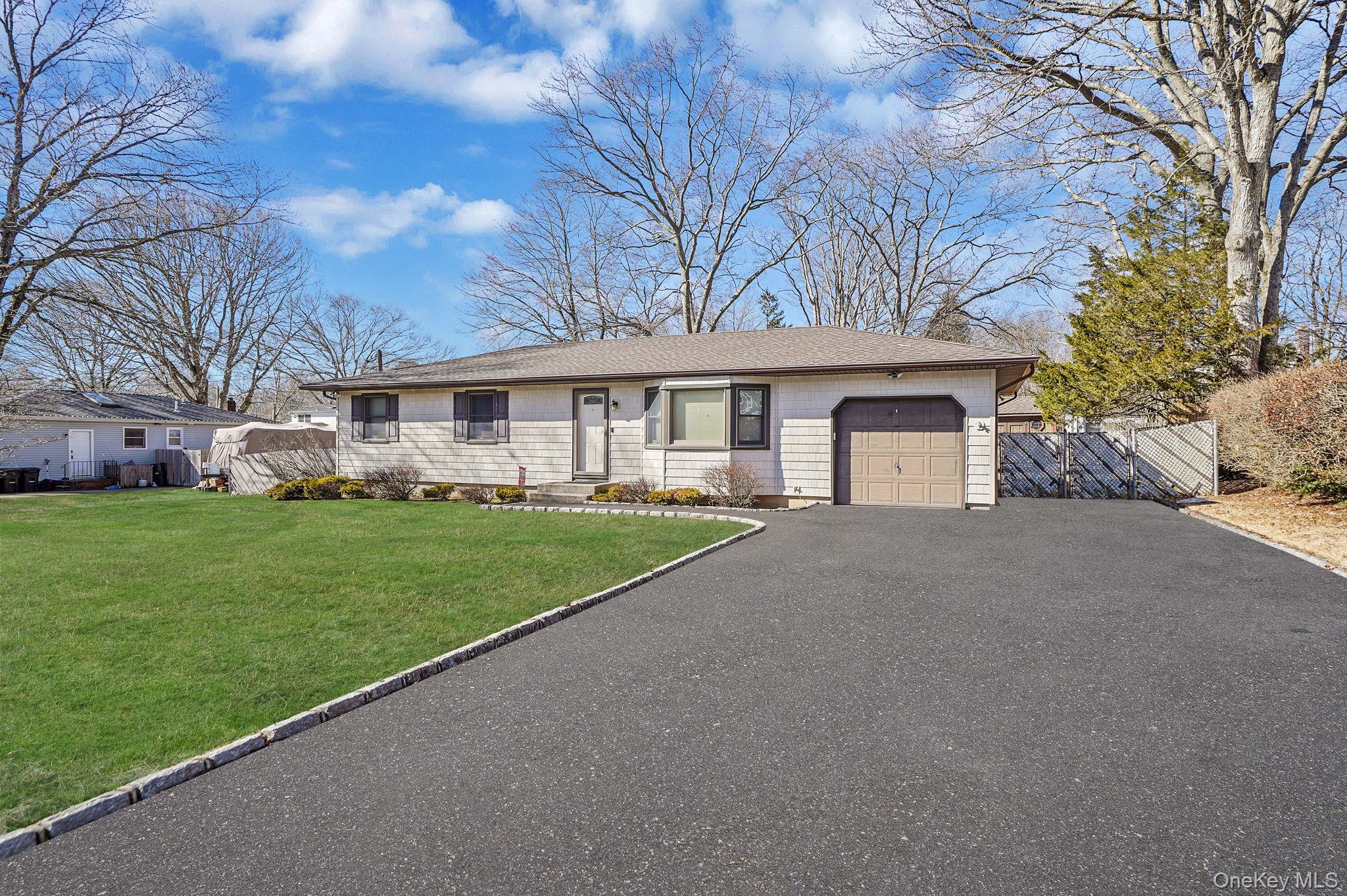 #3 photo, 300 Tyler Avenue, Miller Place , NY 11764