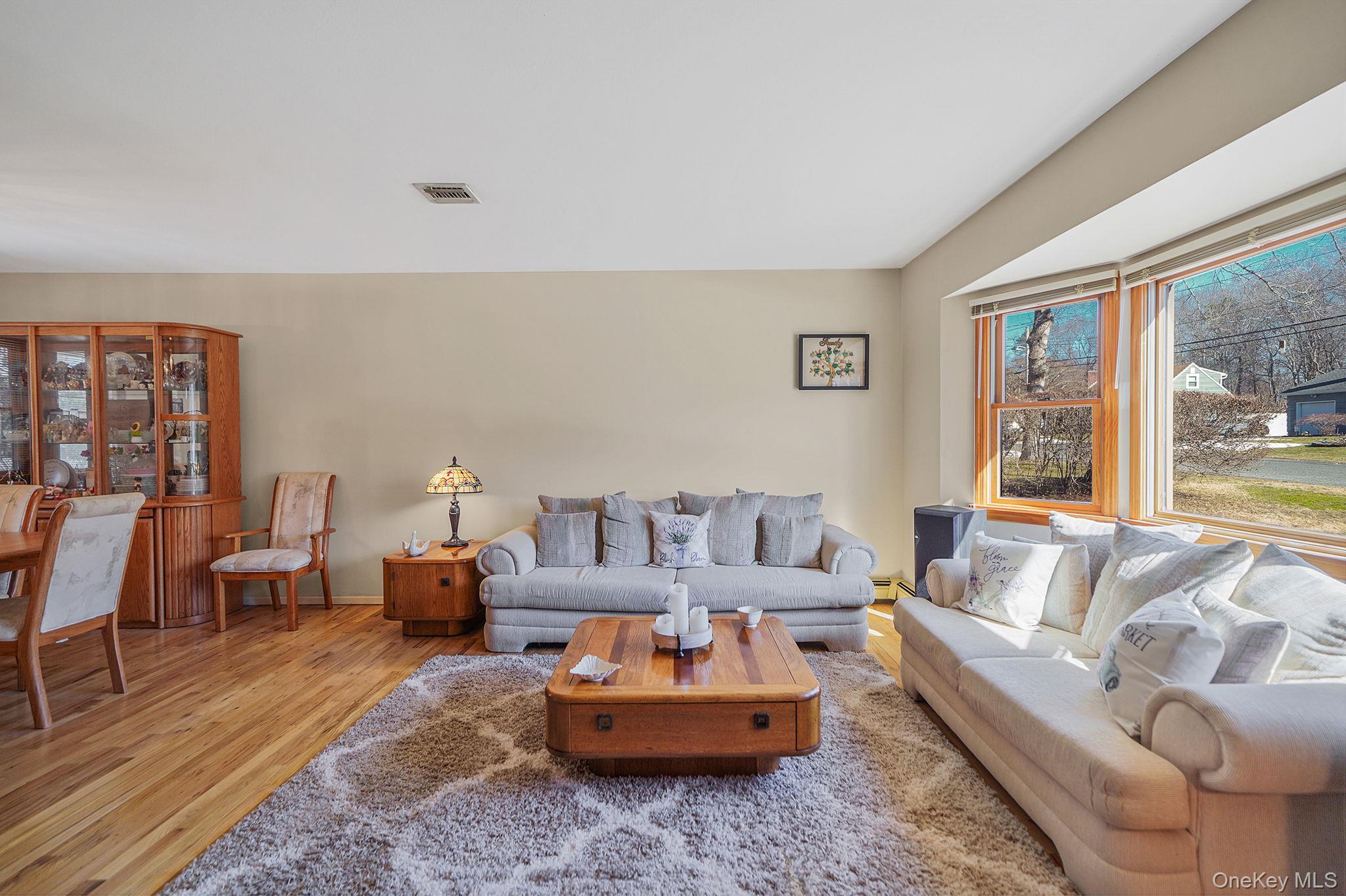 #4 photo, 300 Tyler Avenue, Miller Place , NY 11764