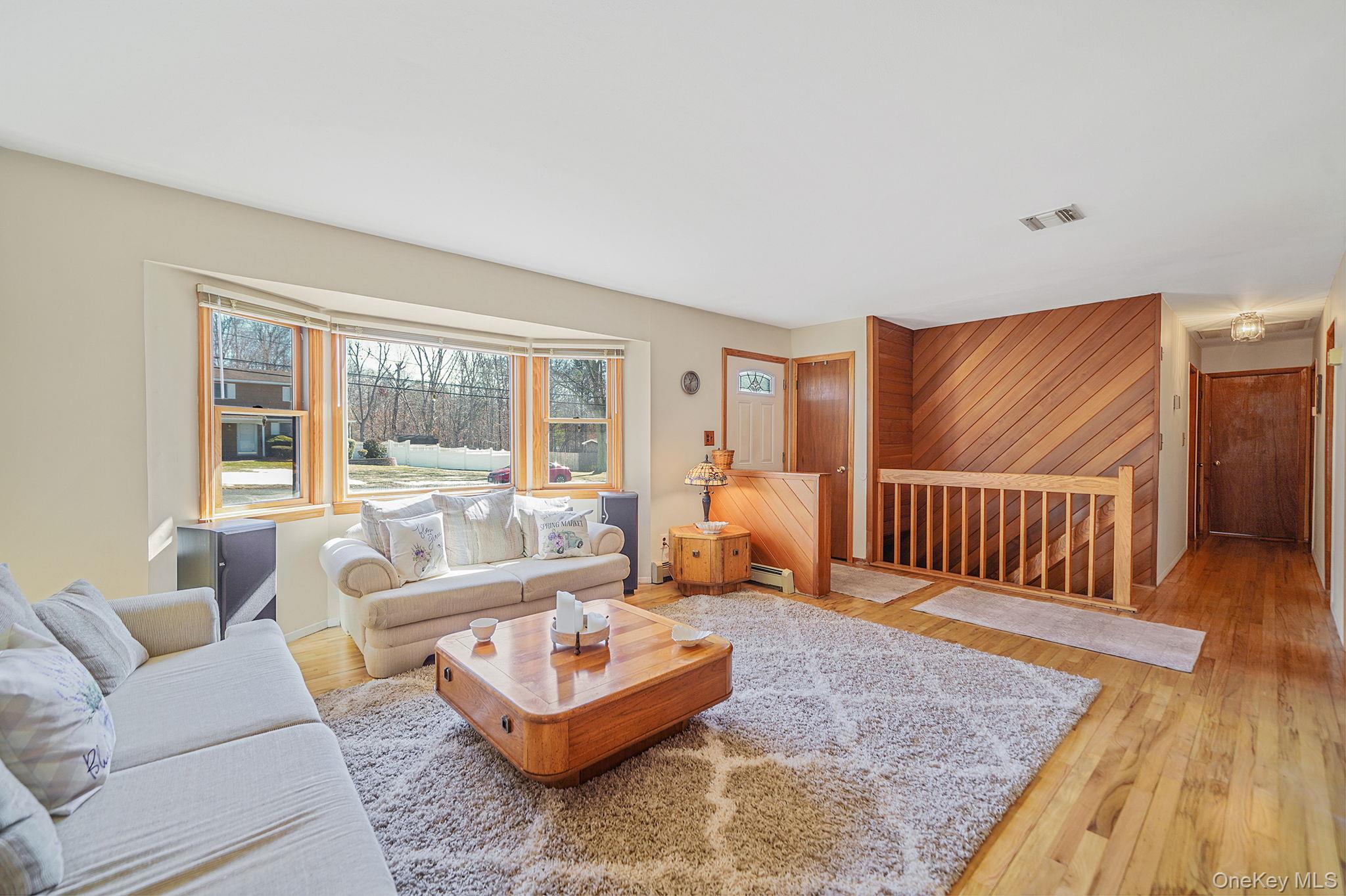 #5 photo, 300 Tyler Avenue, Miller Place , NY 11764