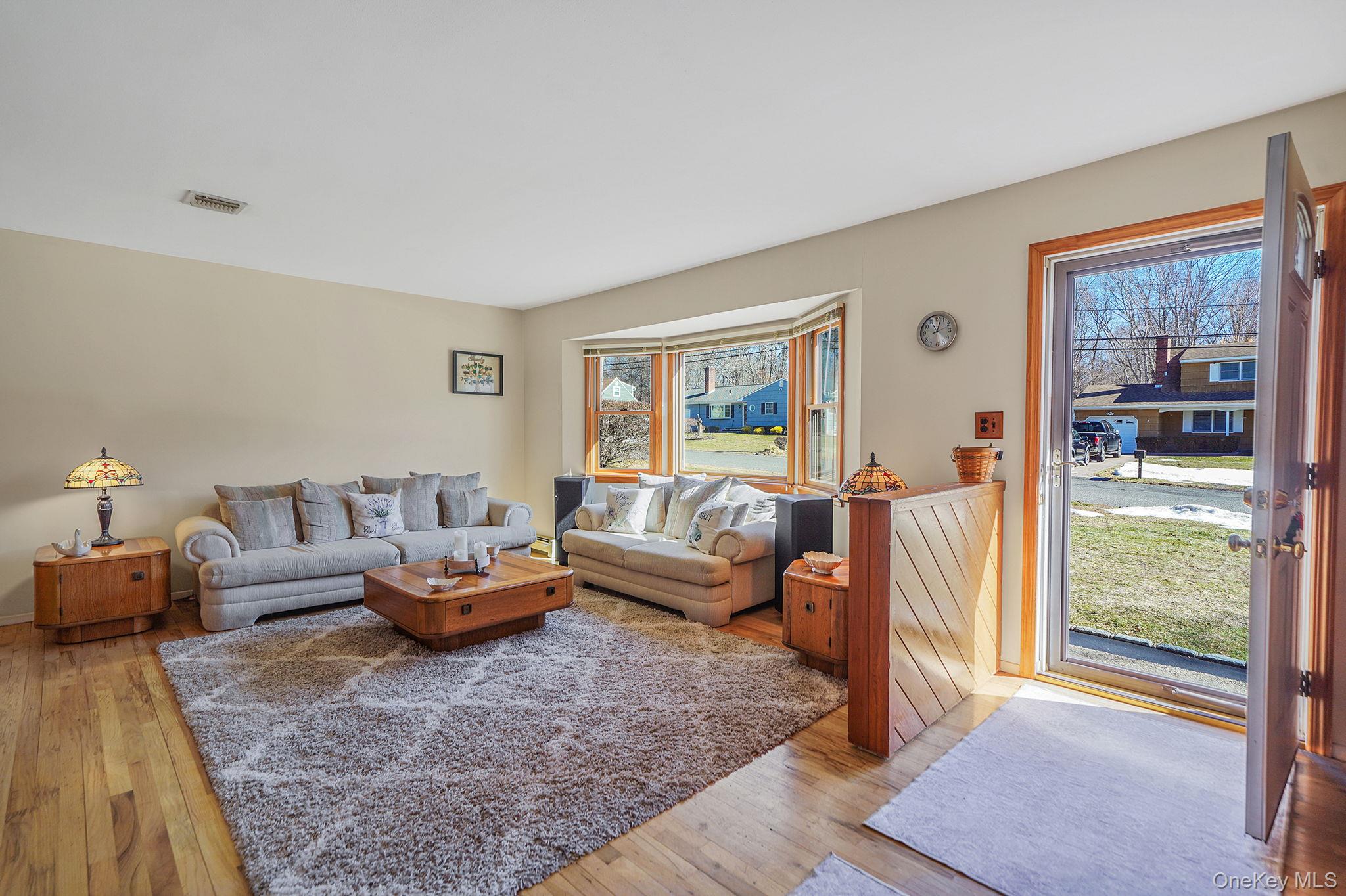 #7 photo, 300 Tyler Avenue, Miller Place , NY 11764