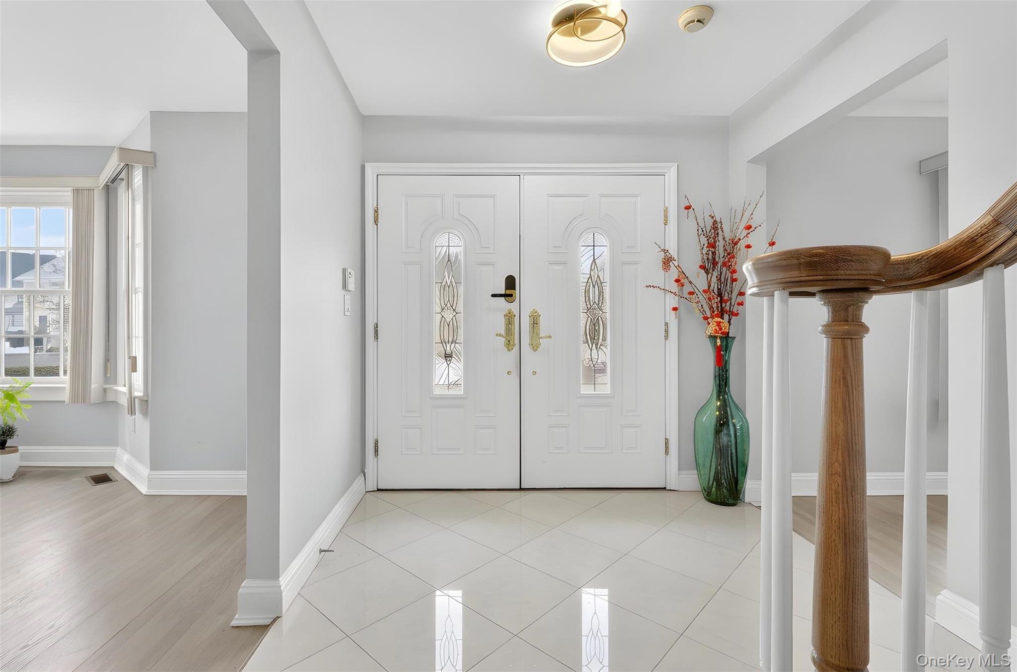 #3 photo, 14 Mackay Way, Roslyn , NY 11576