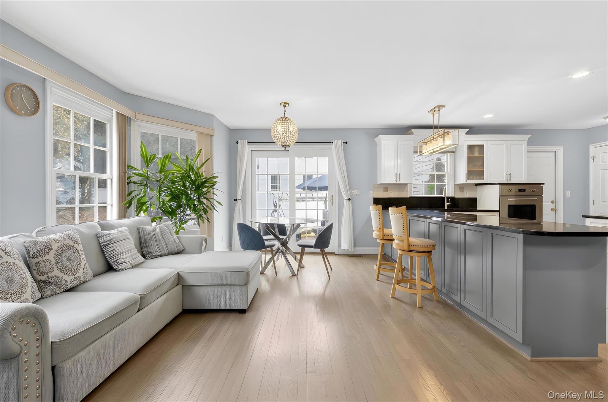 #9 photo, 14 Mackay Way, Roslyn , NY 11576