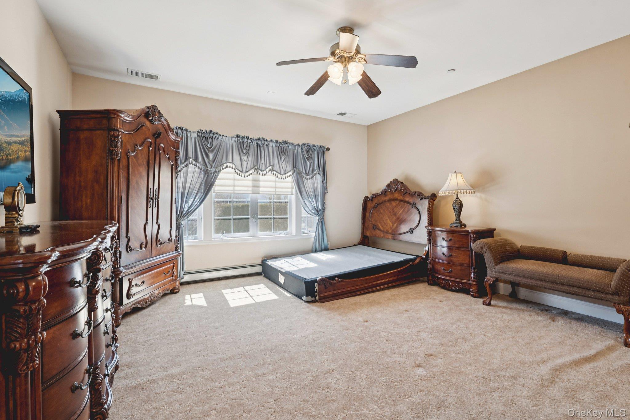 #14 photo, 110 Kenneth Court, Amityville , NY 11701