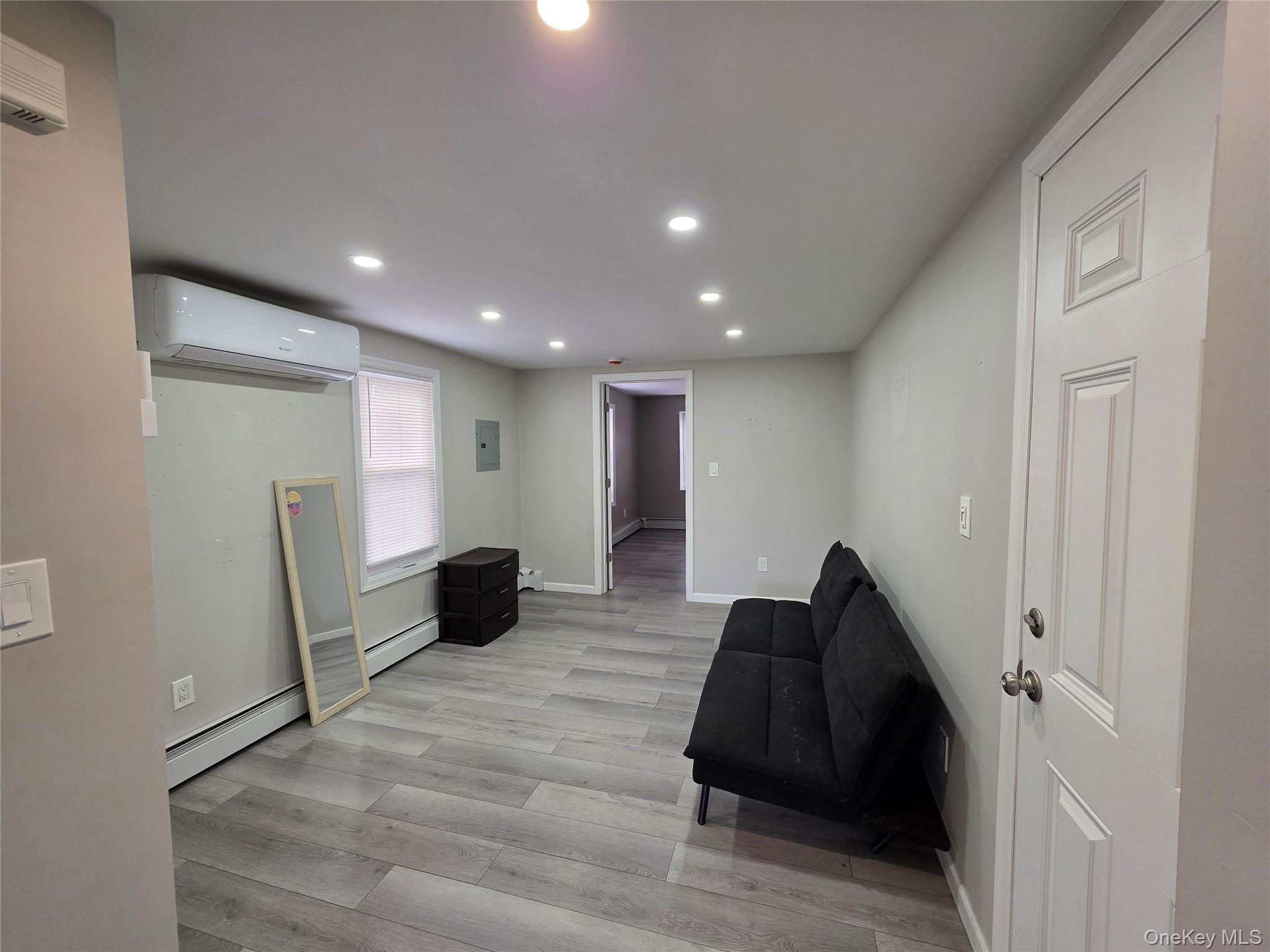 #2 photo, 269 Willis Avenue, 롱 아일랜드 Mineola , NY 11501