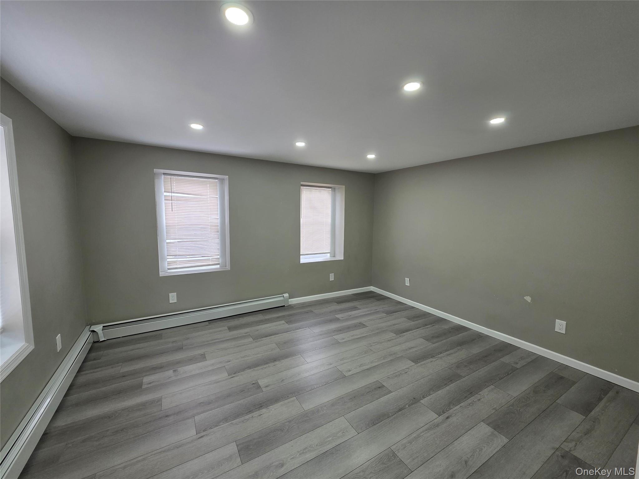 #3 photo, 269 Willis Avenue, 롱 아일랜드 Mineola , NY 11501