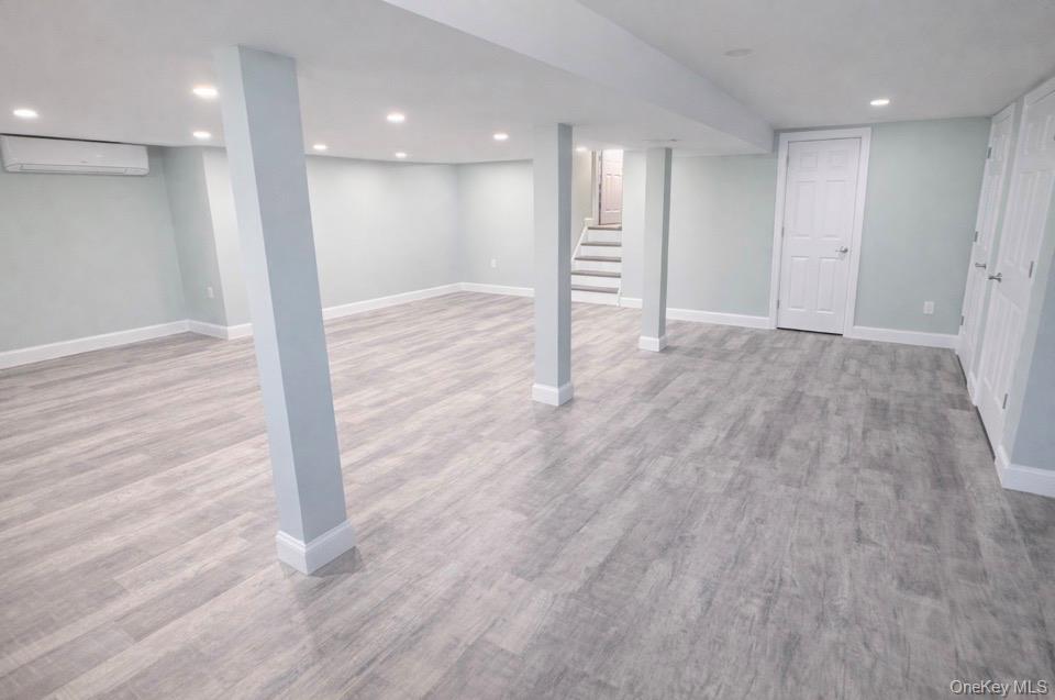 #14 photo, 39 West Lane, सफ़ोक काउंटी Bay Shore , NY 11706