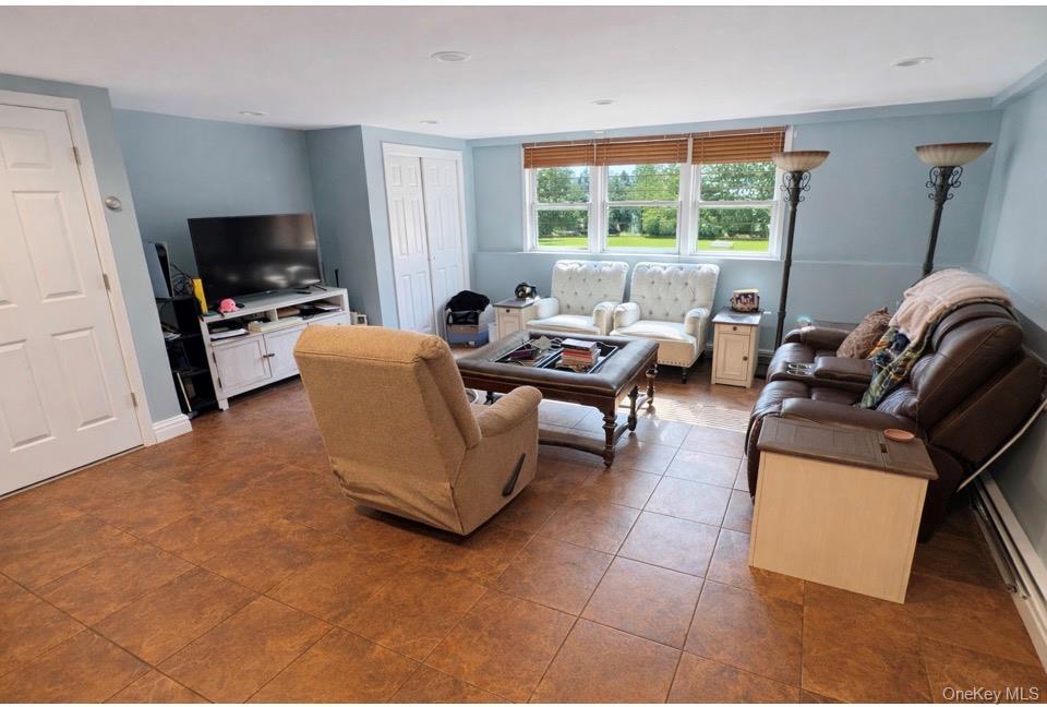 #18 photo, 39 West Lane, सफ़ोक काउंटी Bay Shore , NY 11706