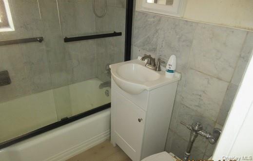 #8 photo, 2866 Marion Avenue, 布朗士 Bronx , NY 10458