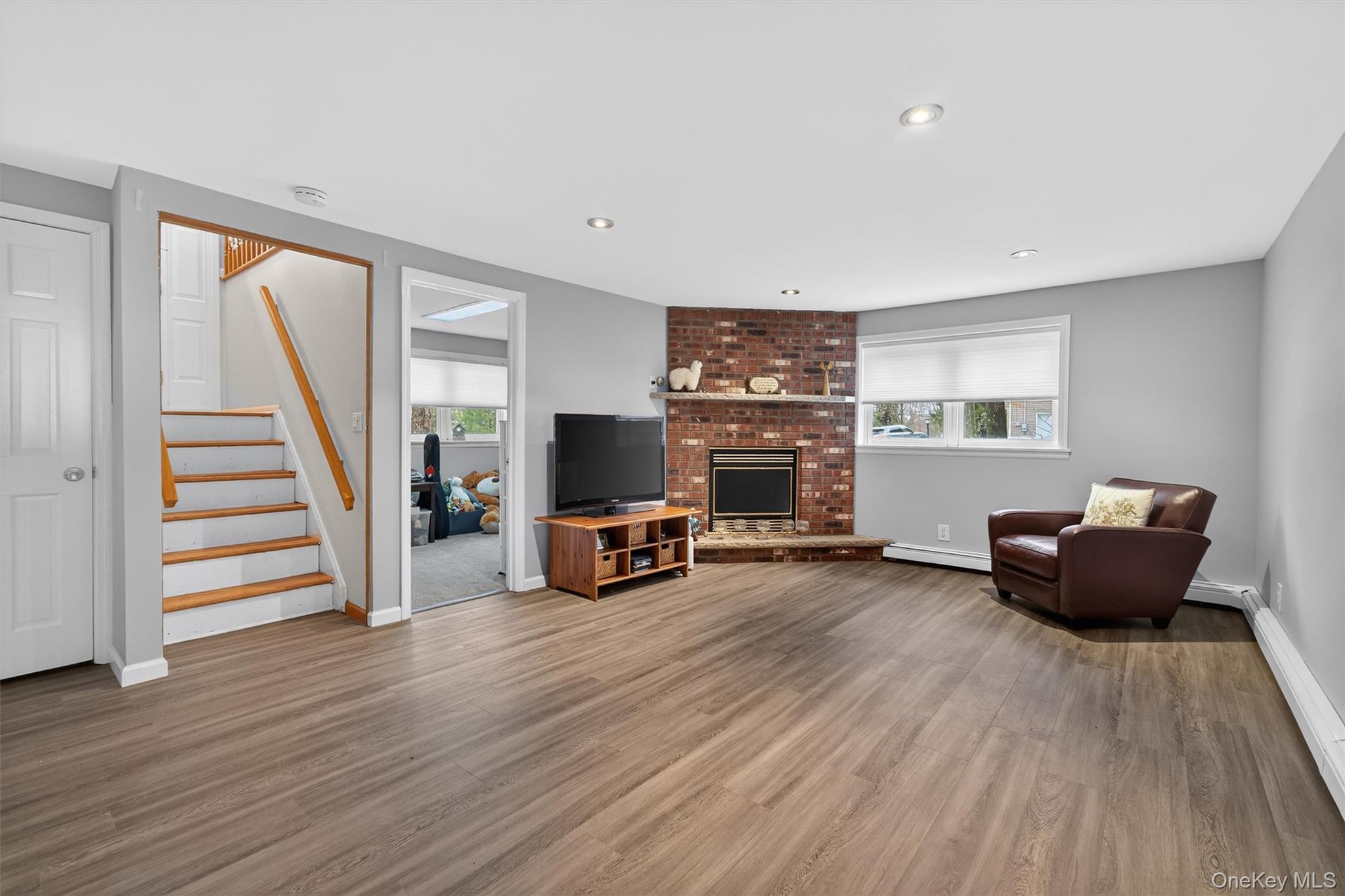 #16 photo, 9 Eros Drive, Airmont , NY 10952