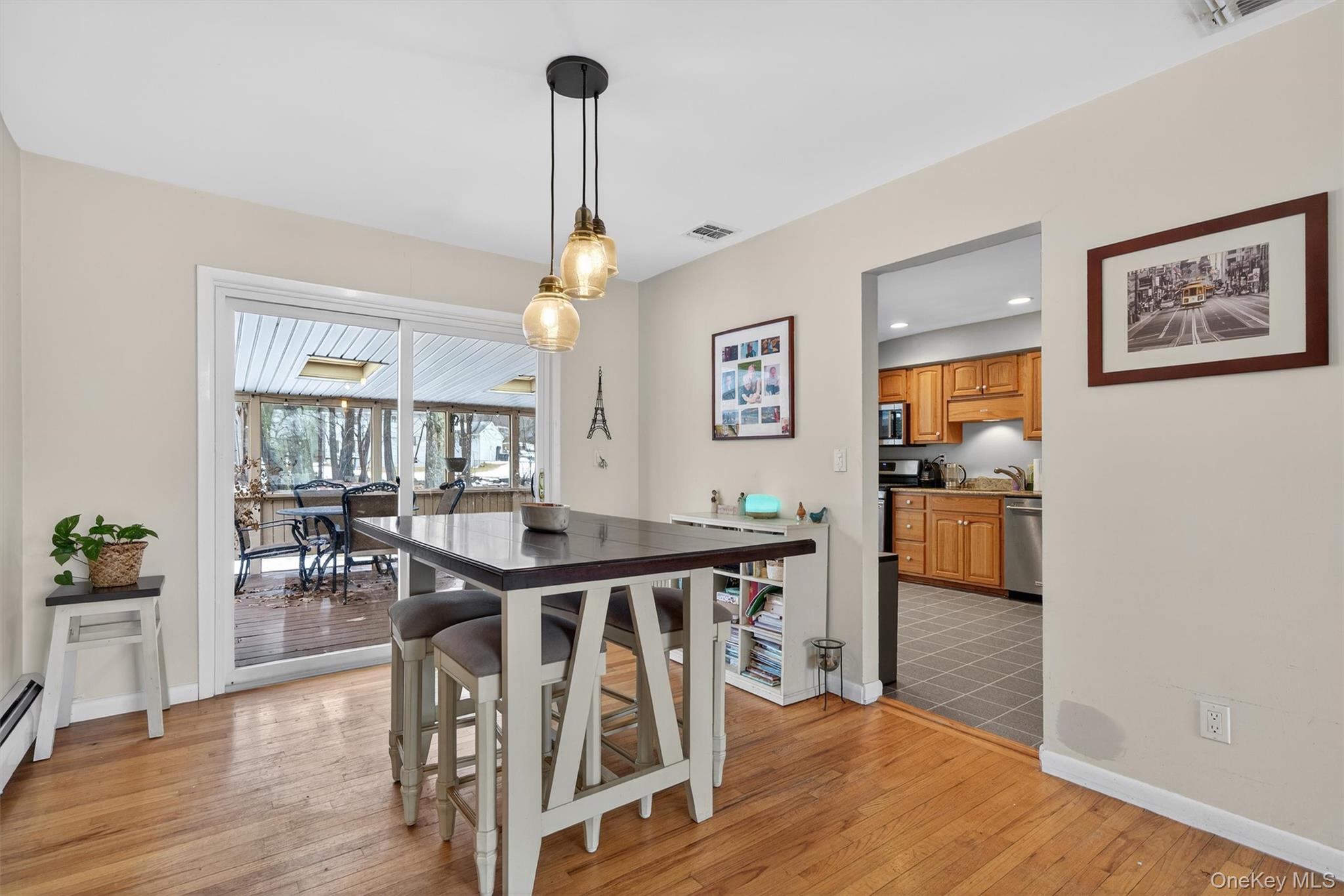 #7 photo, 9 Eros Drive, Airmont , NY 10952