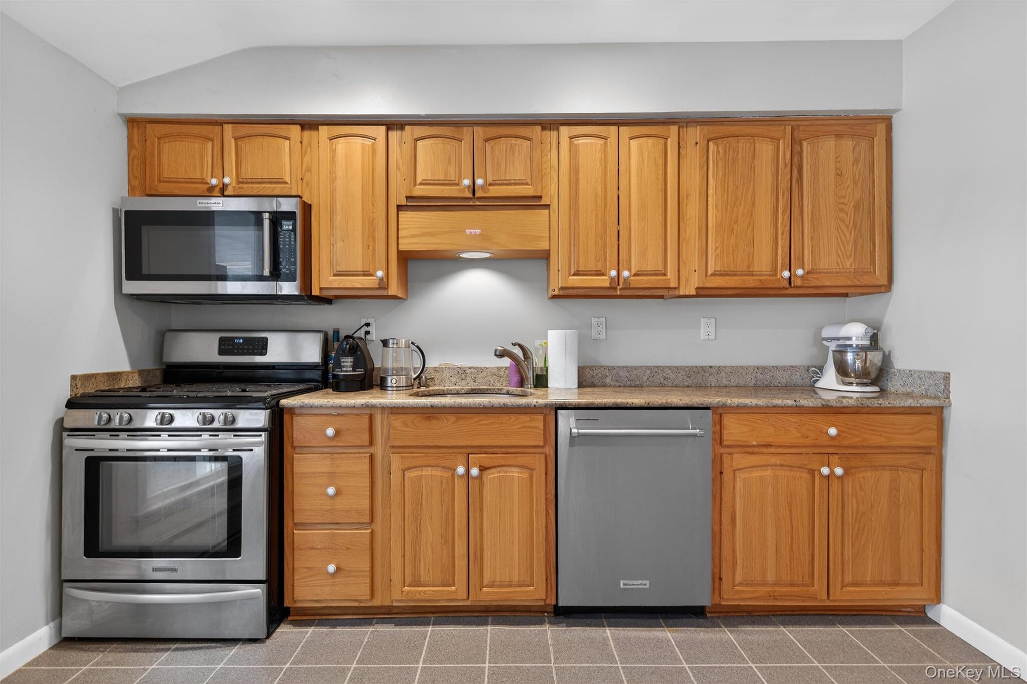 #9 photo, 9 Eros Drive, Airmont , NY 10952