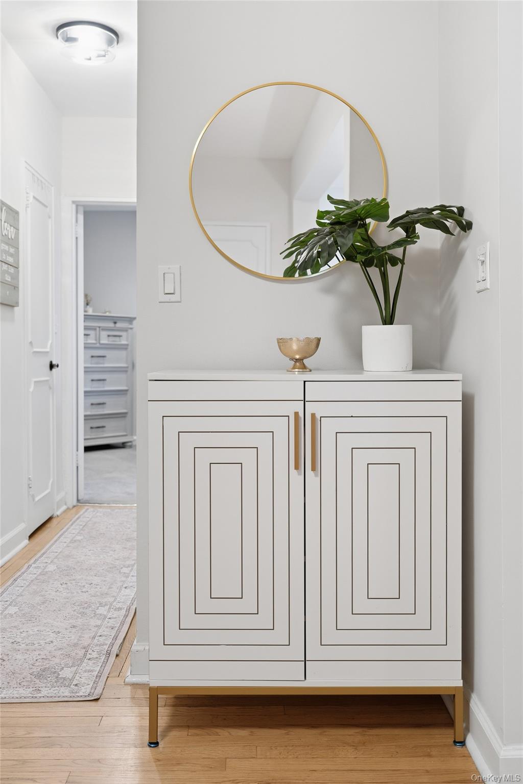 #10 photo, 101 Old Mamaroneck Road, White Plains , NY 10605