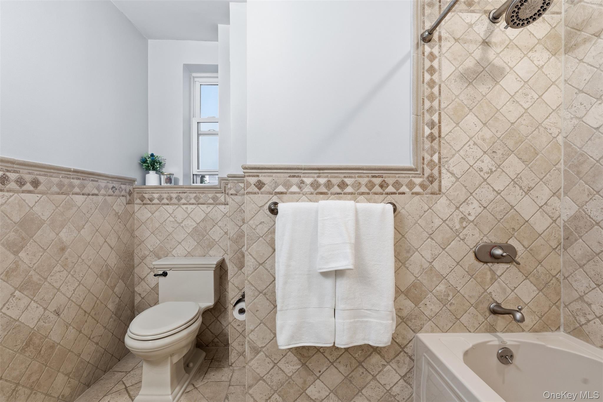 #15 photo, 101 Old Mamaroneck Road, White Plains , NY 10605