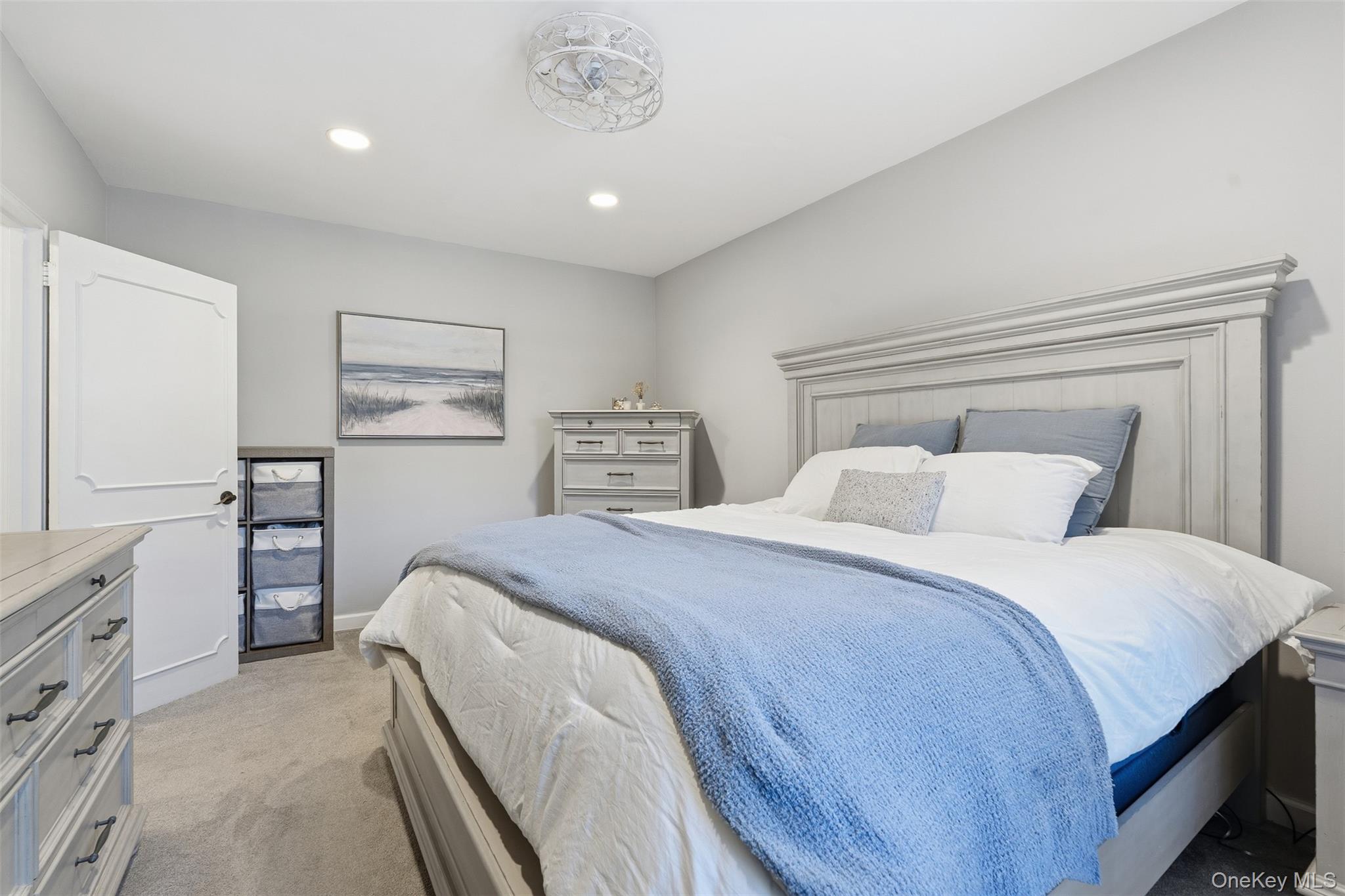 #19 photo, 101 Old Mamaroneck Road, White Plains , NY 10605