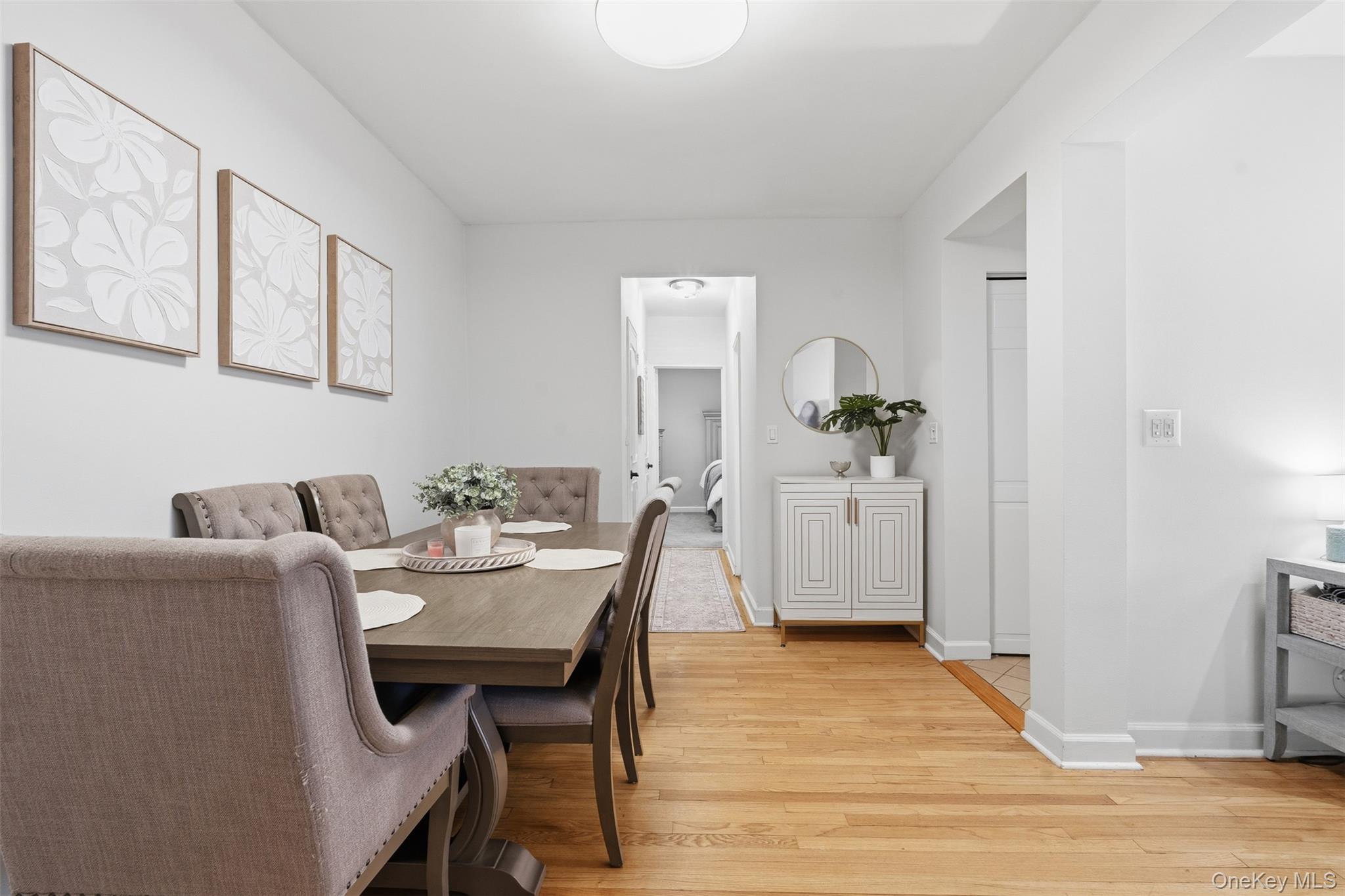 #9 photo, 101 Old Mamaroneck Road, White Plains , NY 10605