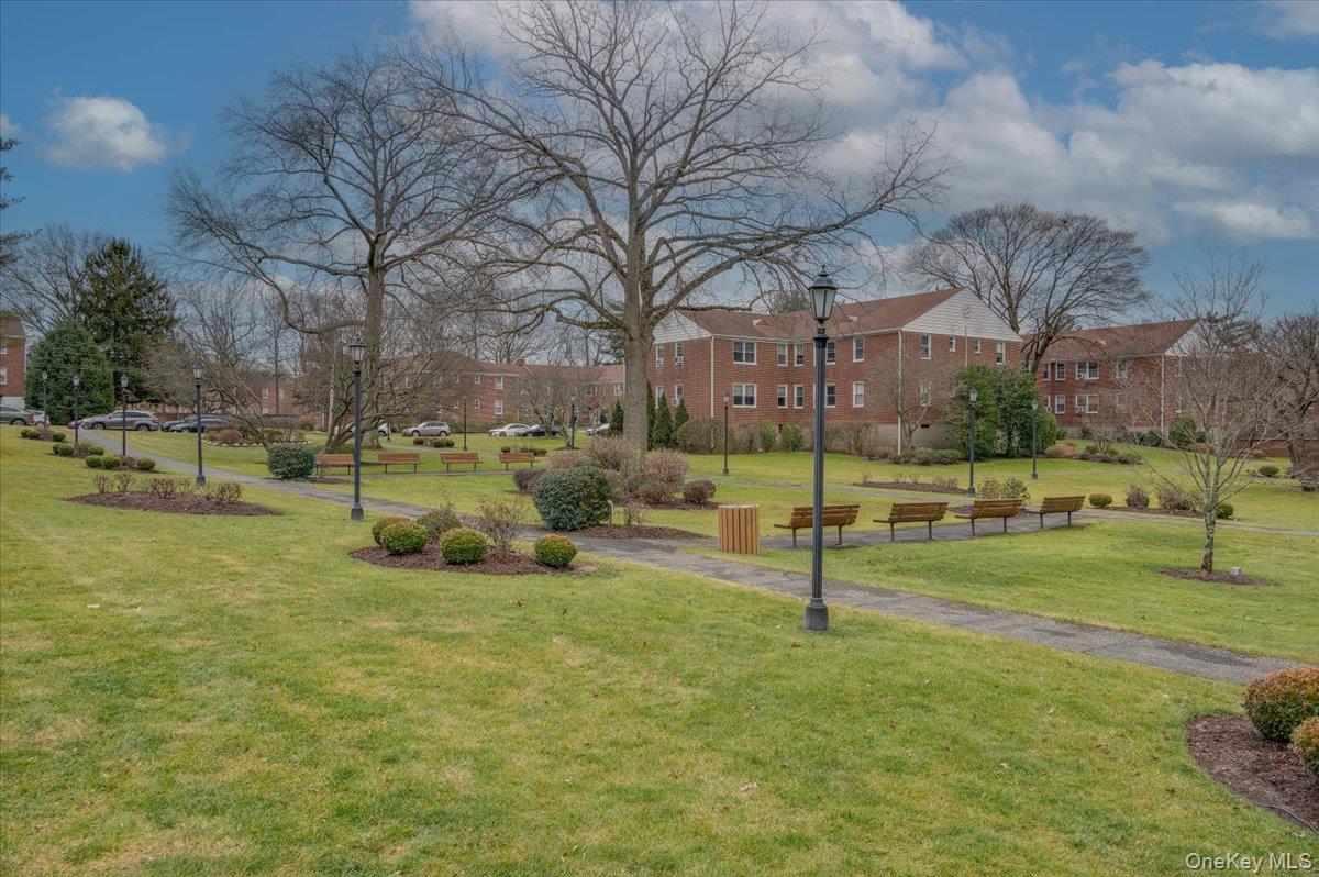 #2 photo, 1 Bryant Crescent, 紐約州 White Plains , NY 10605