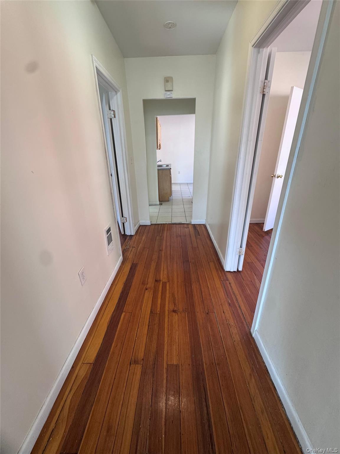 #12 photo, 4 Gray Street, Poughkeepsie , NY 12603