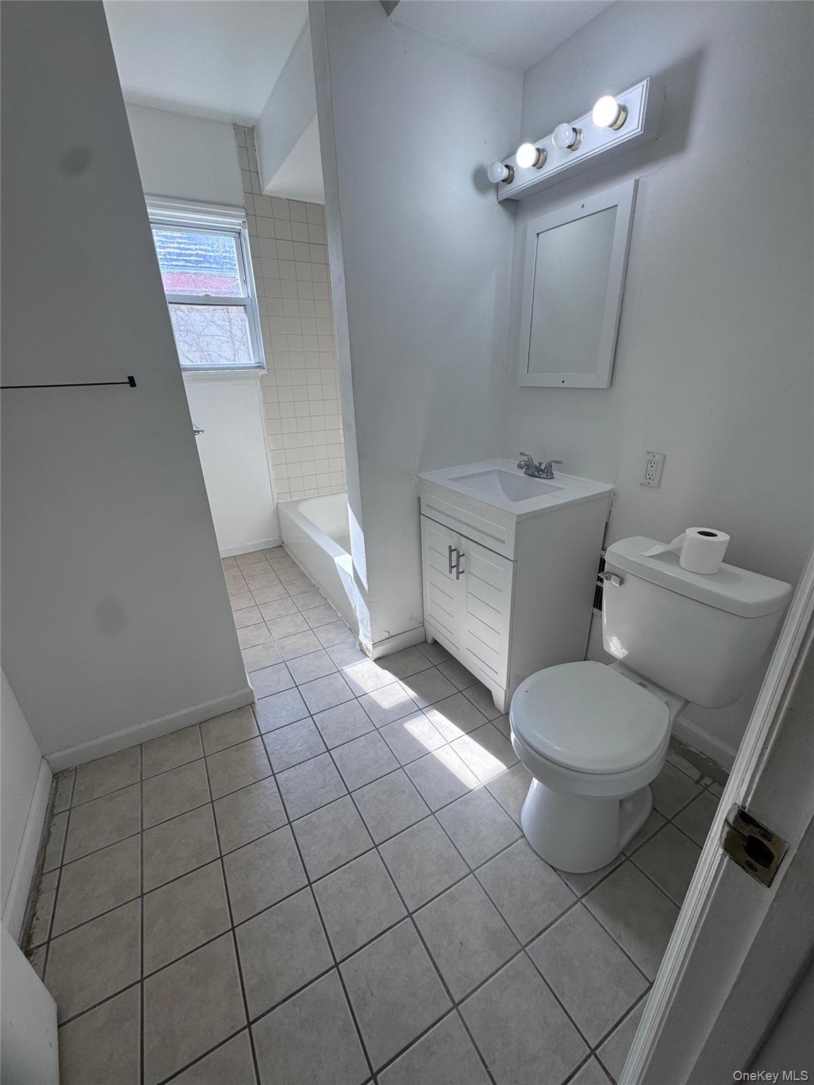 #18 photo, 4 Gray Street, Poughkeepsie , NY 12603