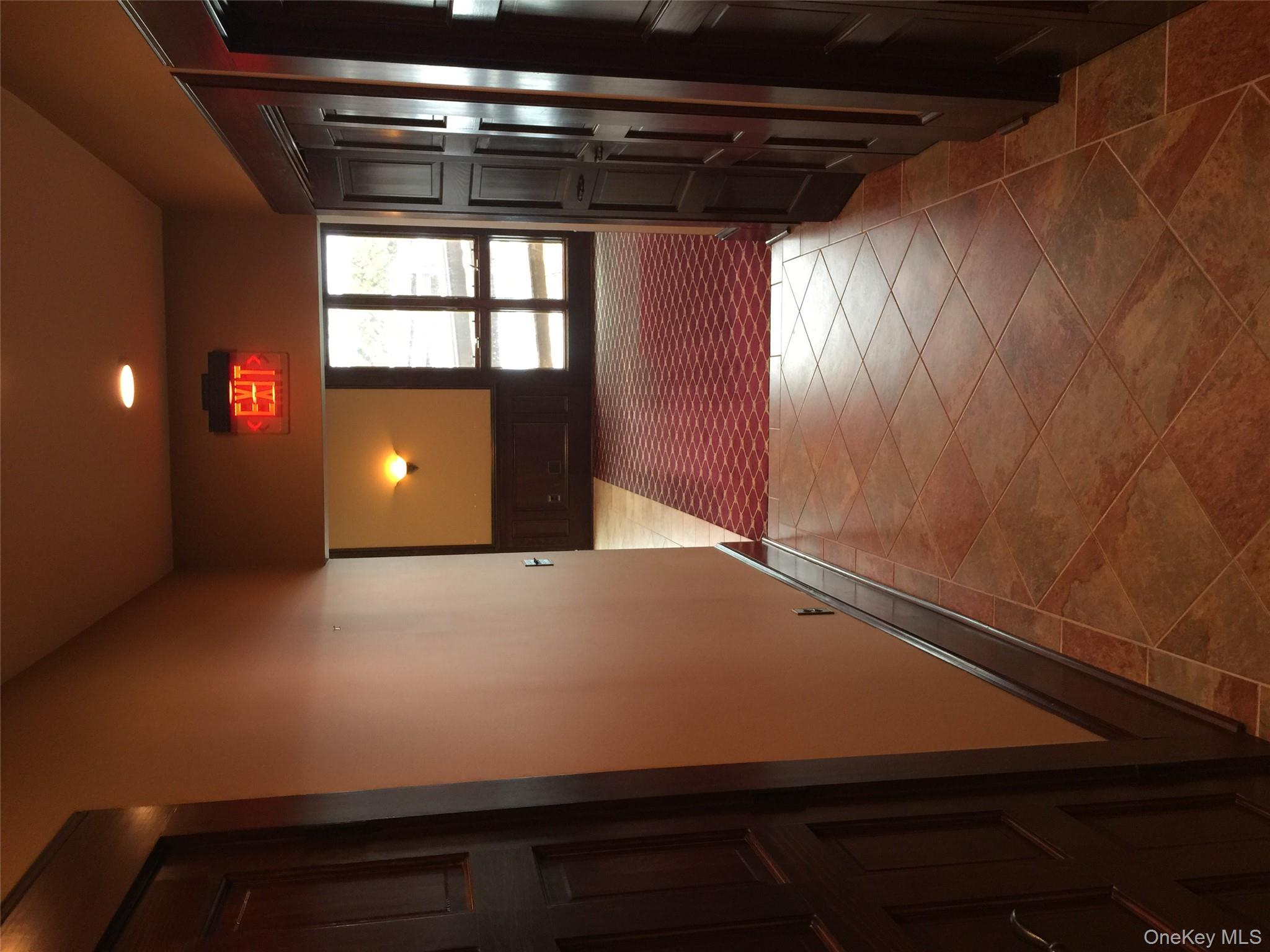 #8 photo, 10 Boice, Hyde Park , NY 12538