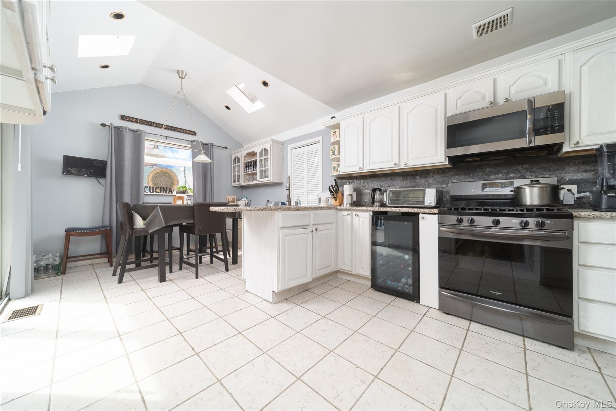 #11 photo, 86-34 Francis Lewis Boulevard, Holliswood , NY 11432