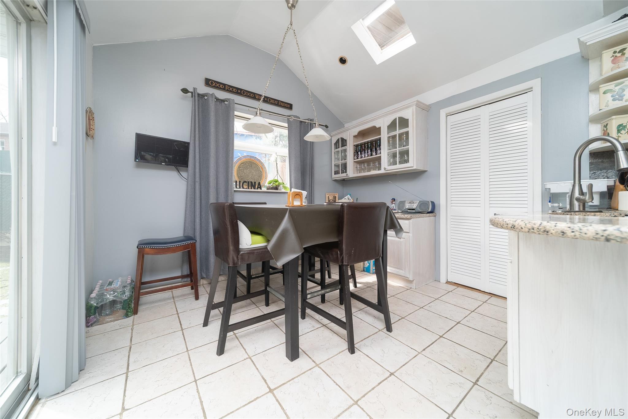 #13 photo, 86-34 Francis Lewis Boulevard, Holliswood , NY 11432