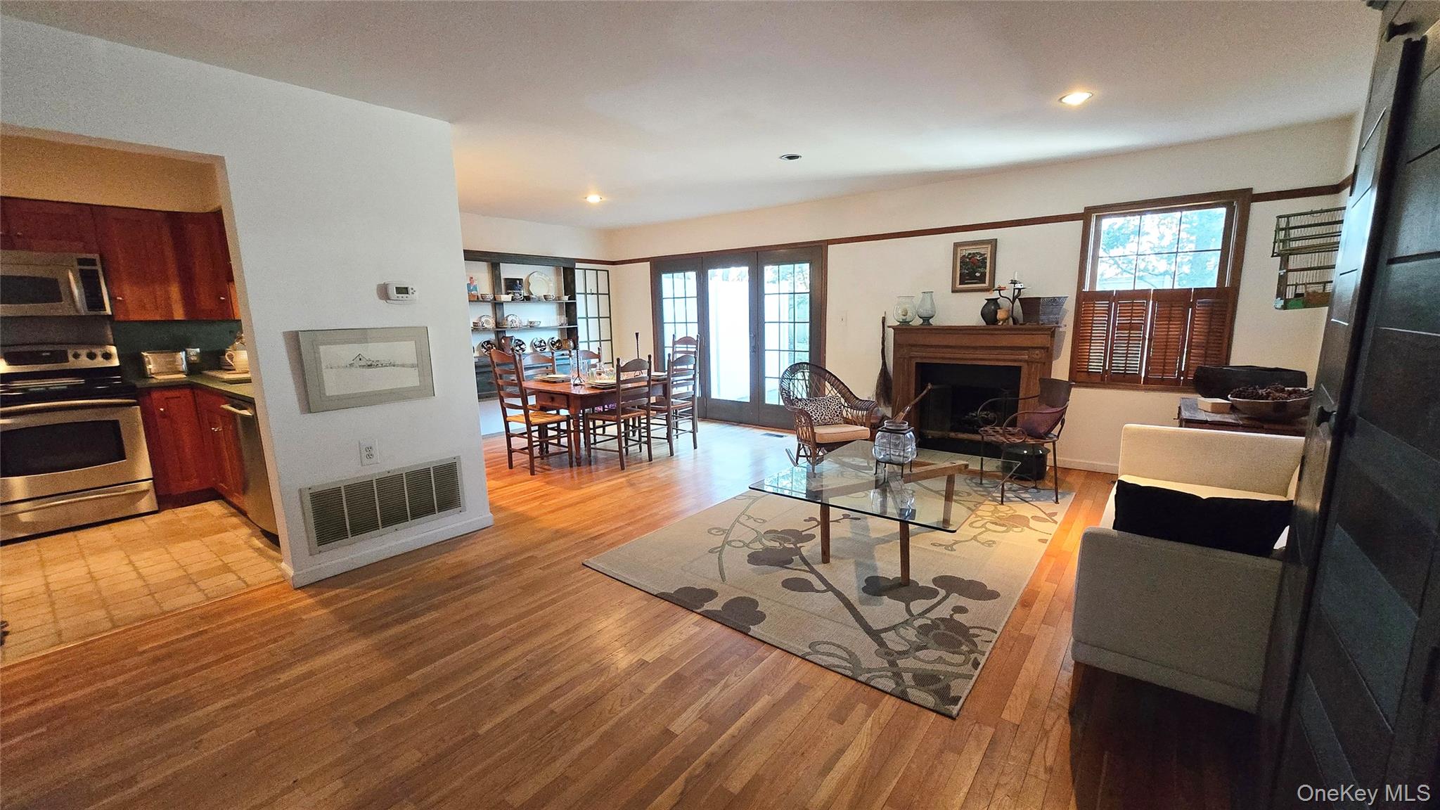 #7 photo, 64 Brittany Lane, מחוז סאפוק Westhampton Beach , NY 11978