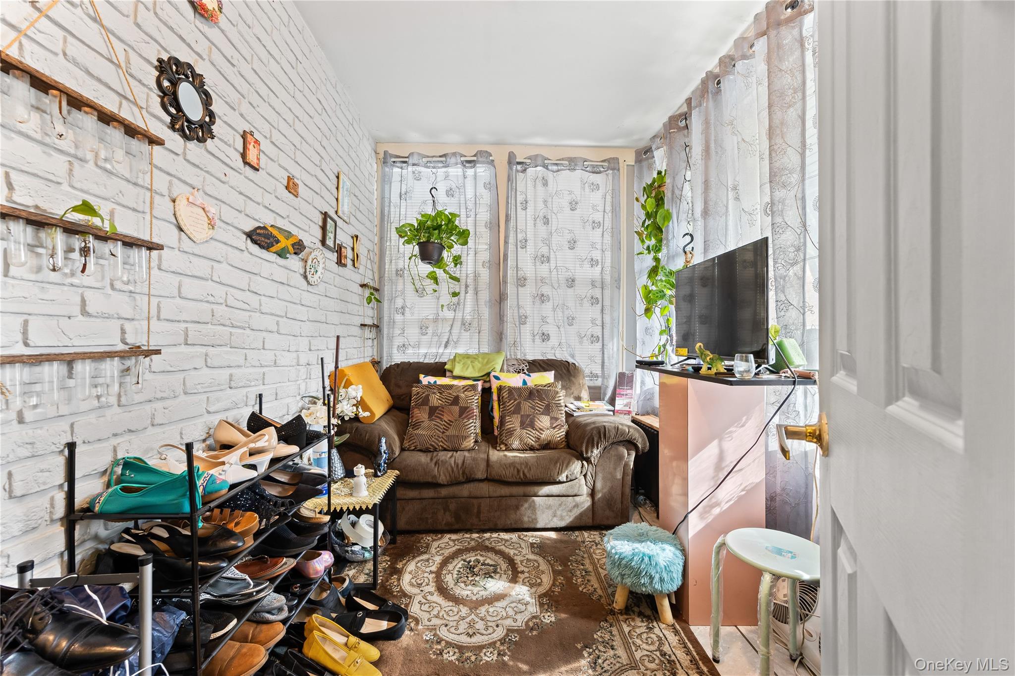 #6 photo, 667 E 230th Street, 브롱크스 Bronx , NY 10466