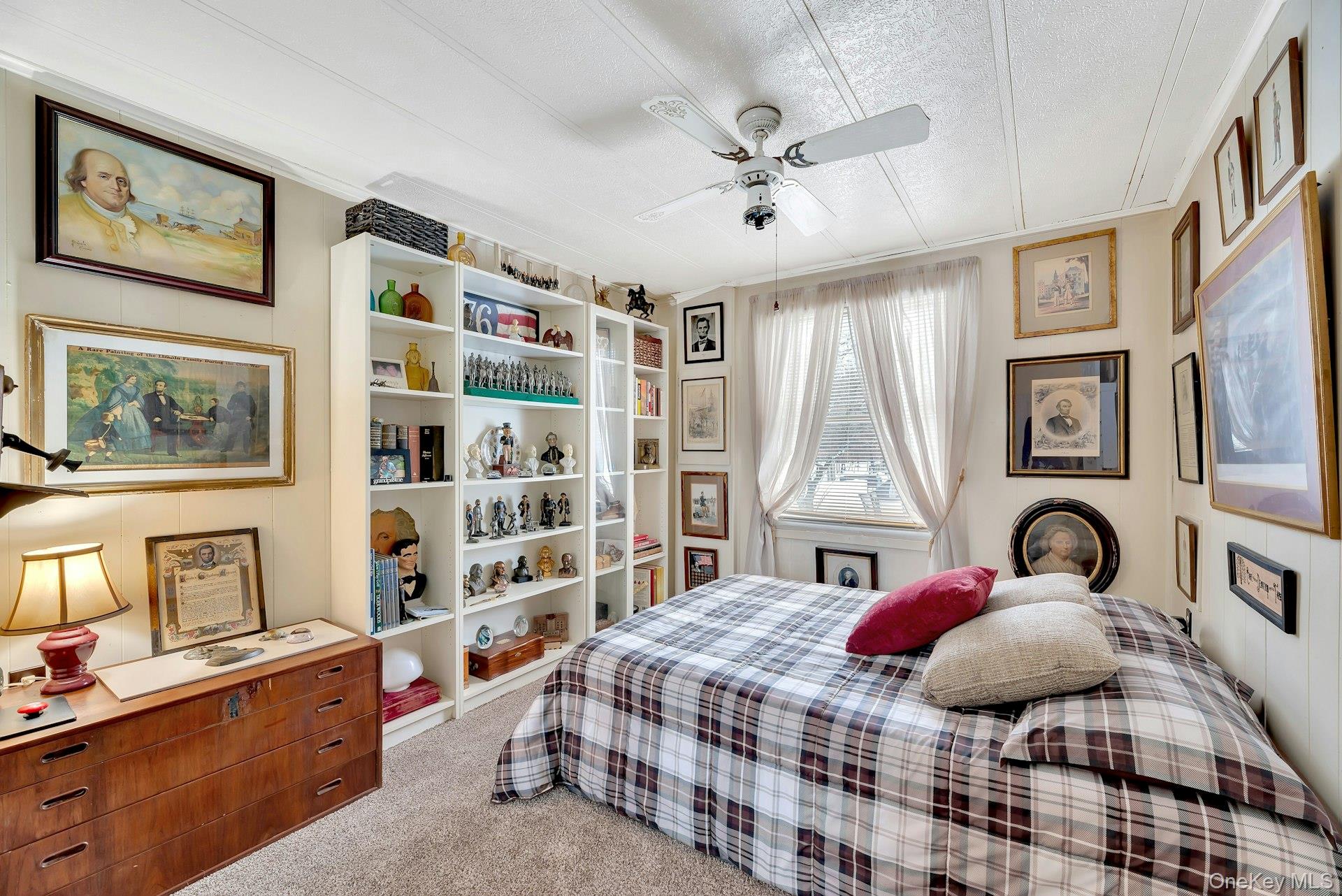 #9 photo, 43 Village Circle, מחוז סאפוק Manorville , NY 11949