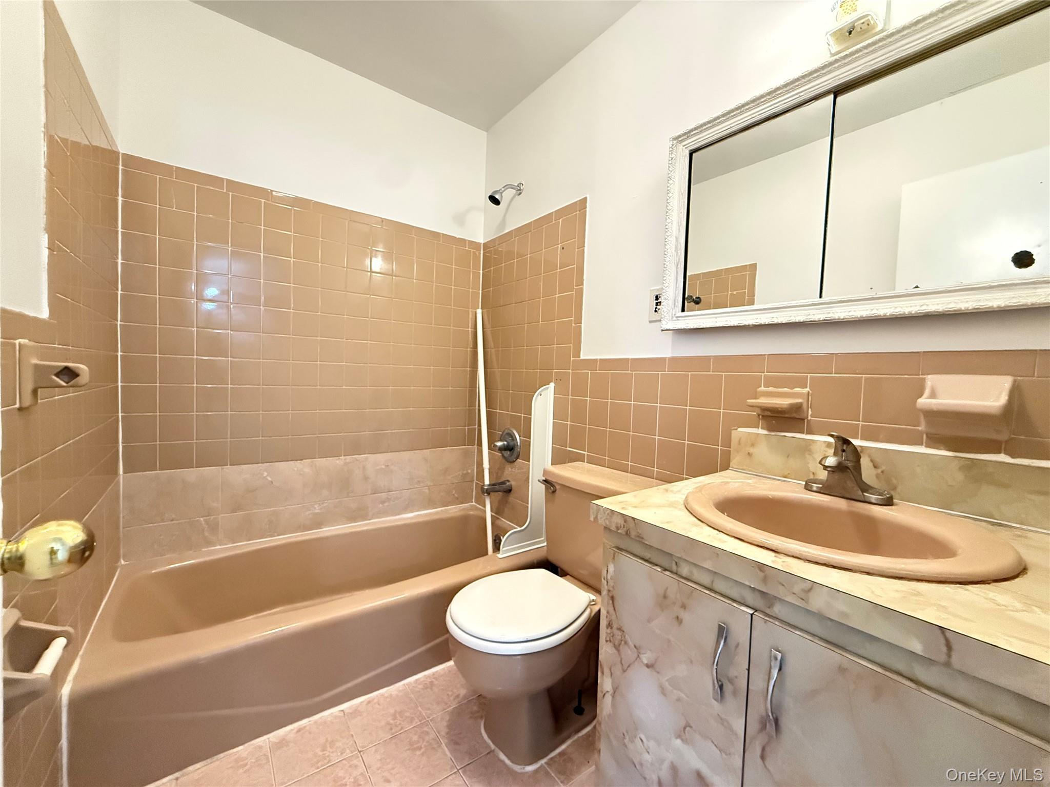 #4 photo, 157-54 20 Road, Куинс ‖ Whitestone , NY 11357