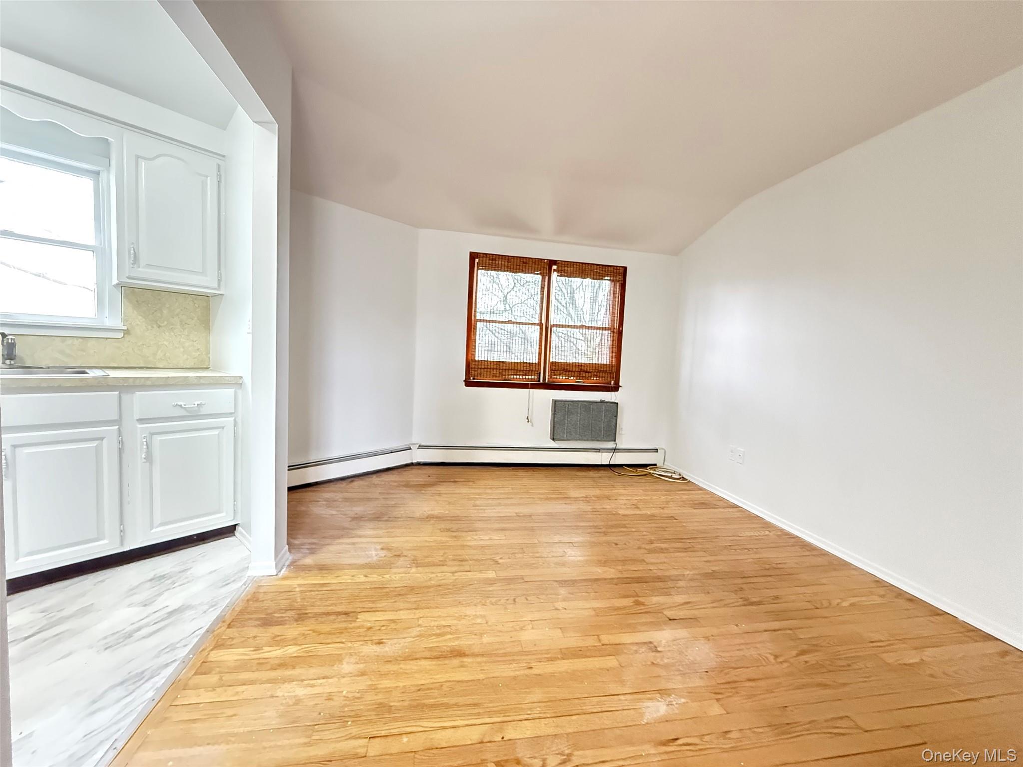 #8 photo, 157-54 20 Road, Куинс ‖ Whitestone , NY 11357